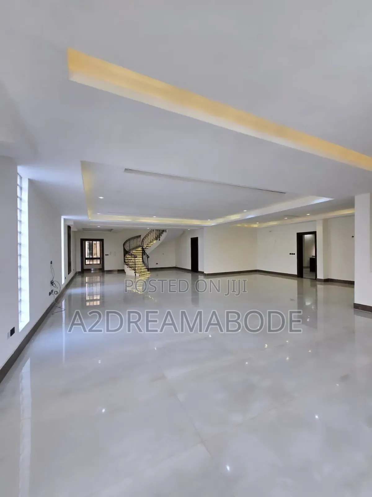 5bdrm Duplex in Ikoyi for sale