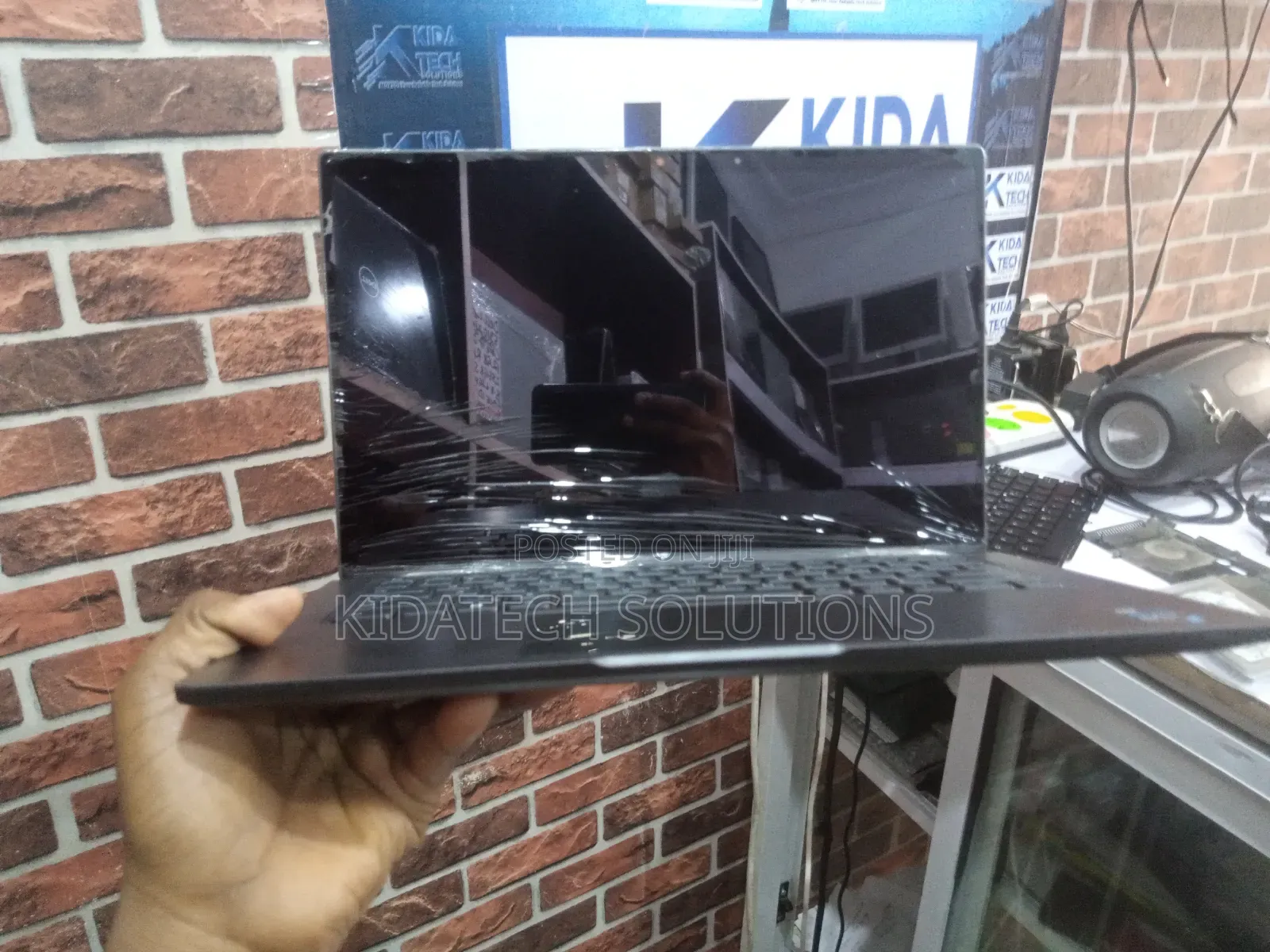 Laptop Dell Latitude 7420 32GB Intel Core i7 SSD 512GB