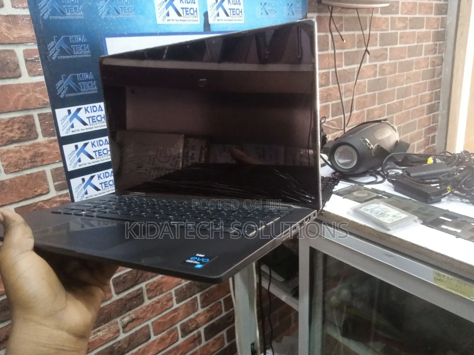 Laptop Dell Latitude 7420 32GB Intel Core i7 SSD 512GB