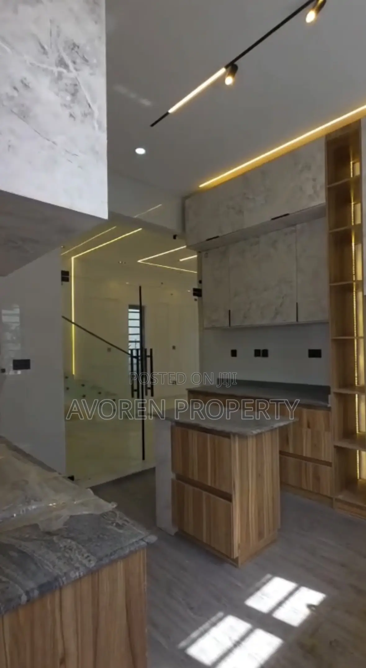 4bdrm Apartment in Ajah for sale