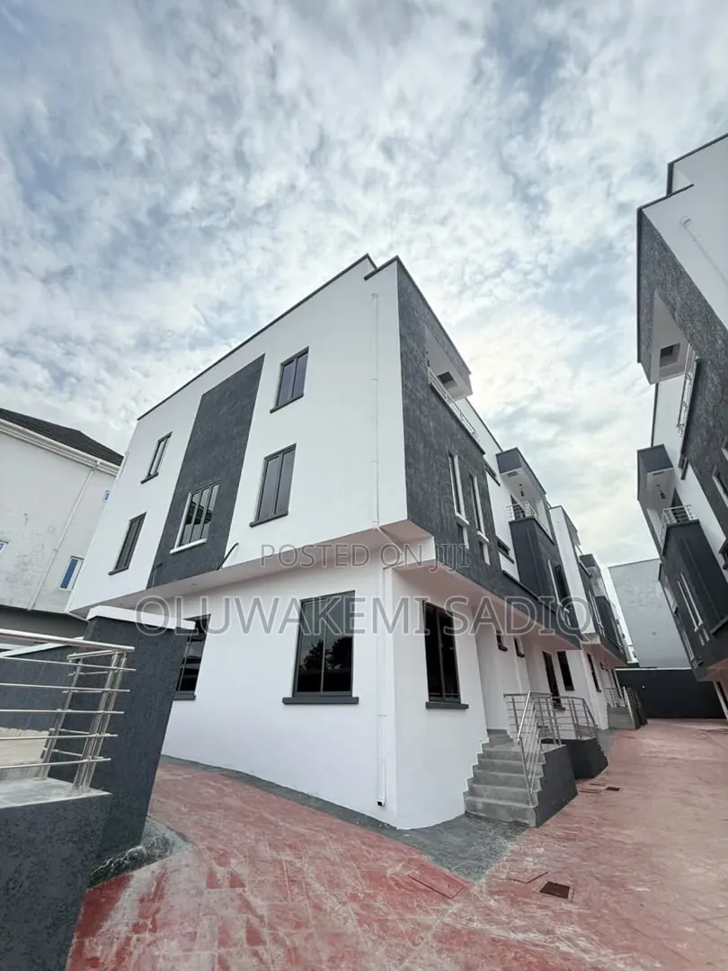 4bdrm Duplex in Ikeja Opebi for sale