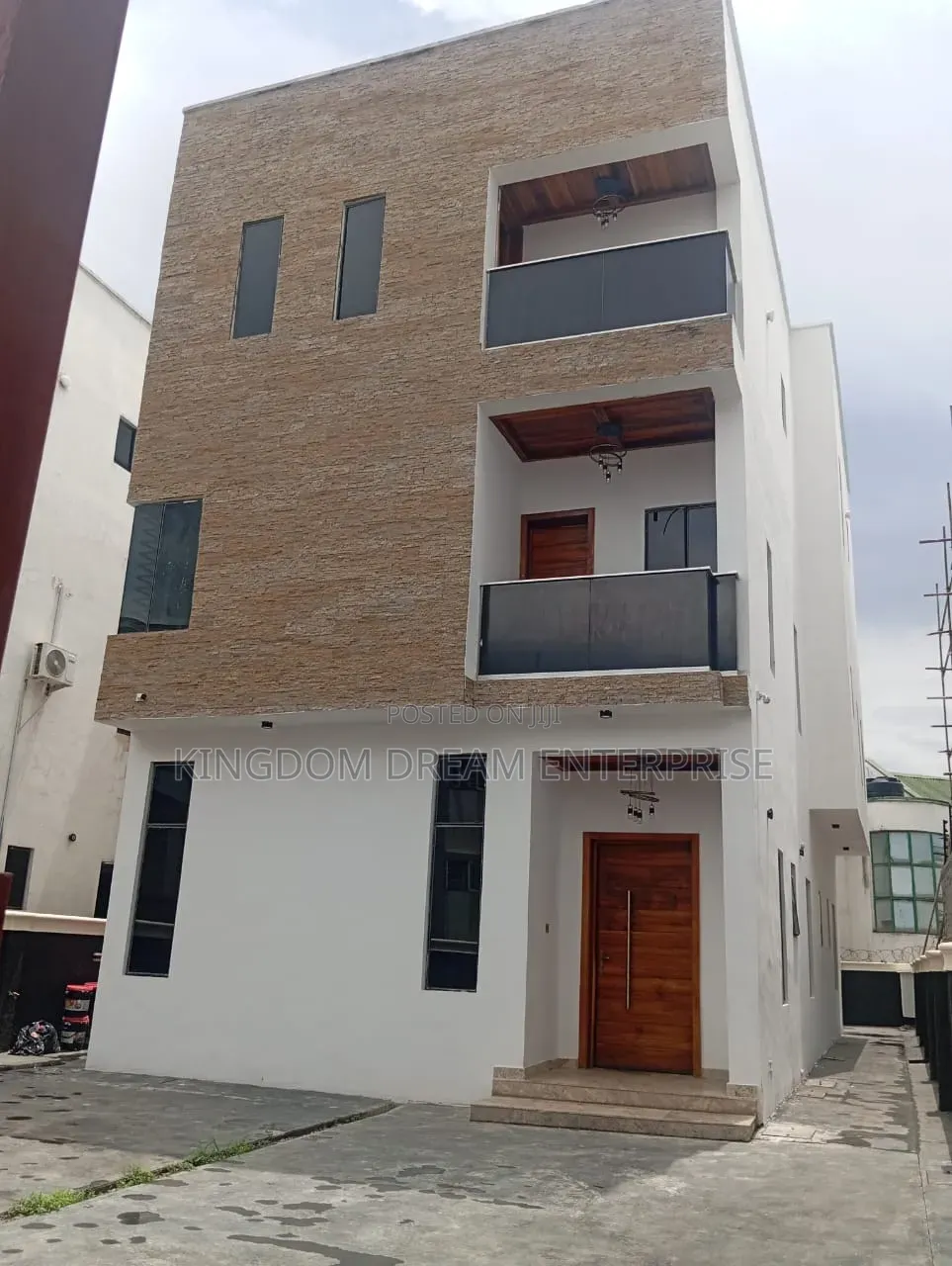 5bdrm Duplex in Ikeja Gra Lagos for rent