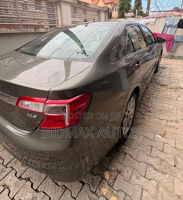 Toyota Camry XLE 4dr Sedan (3.5L 6cyl 6A) 2014 Green