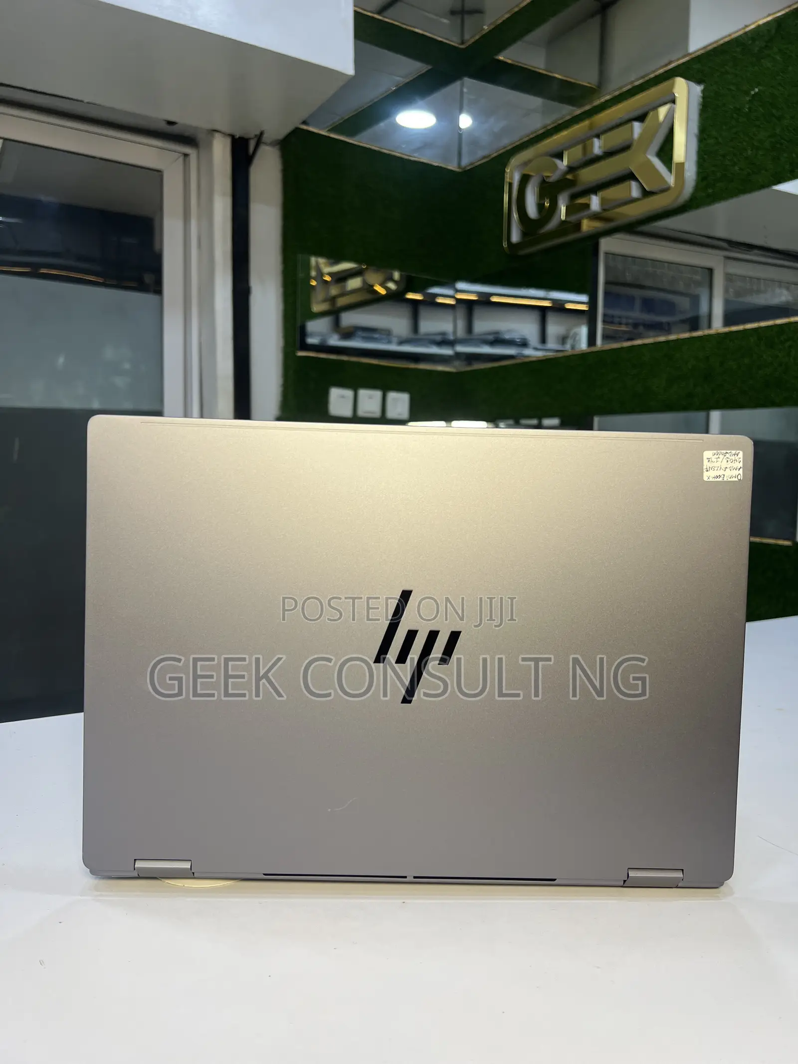 Laptop HP OmniBook X Flip 16" 24GB AMD Ryzen 7 SSD 1T