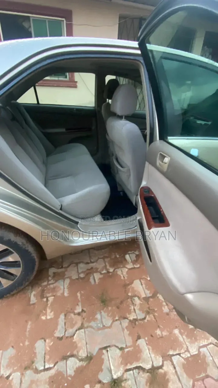 Toyota Camry 2006 Silver