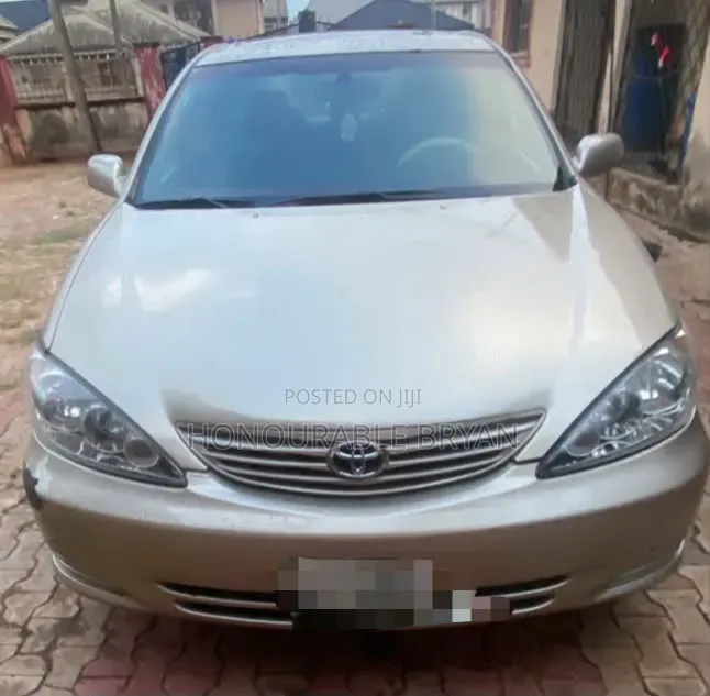 Toyota Camry 2006 Silver
