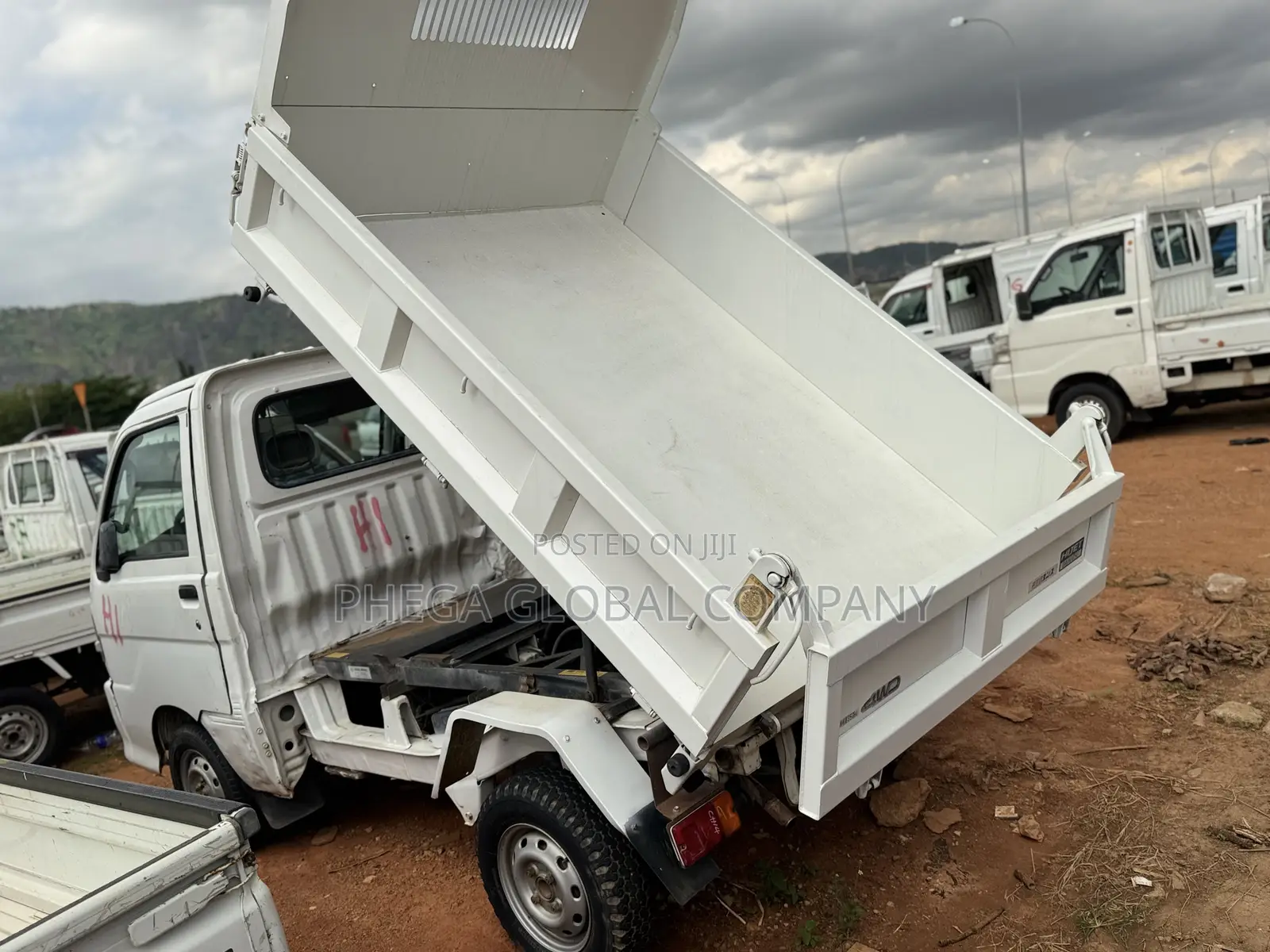 Daihatsu Hijet Mini Tipper