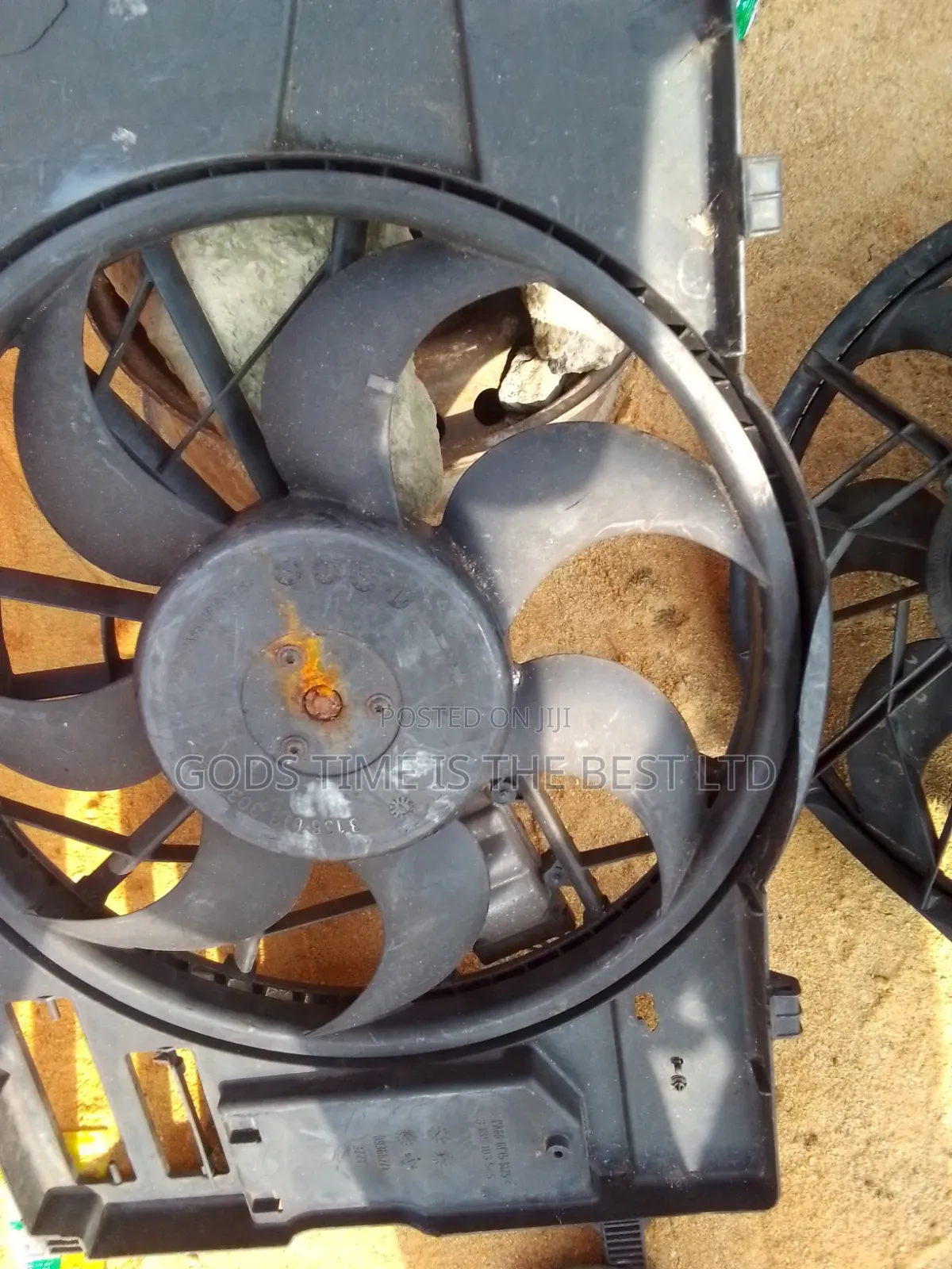 Radiator Fan for Volvo. 2010-2011 Model. It's Follow Come .( Tokunbo)