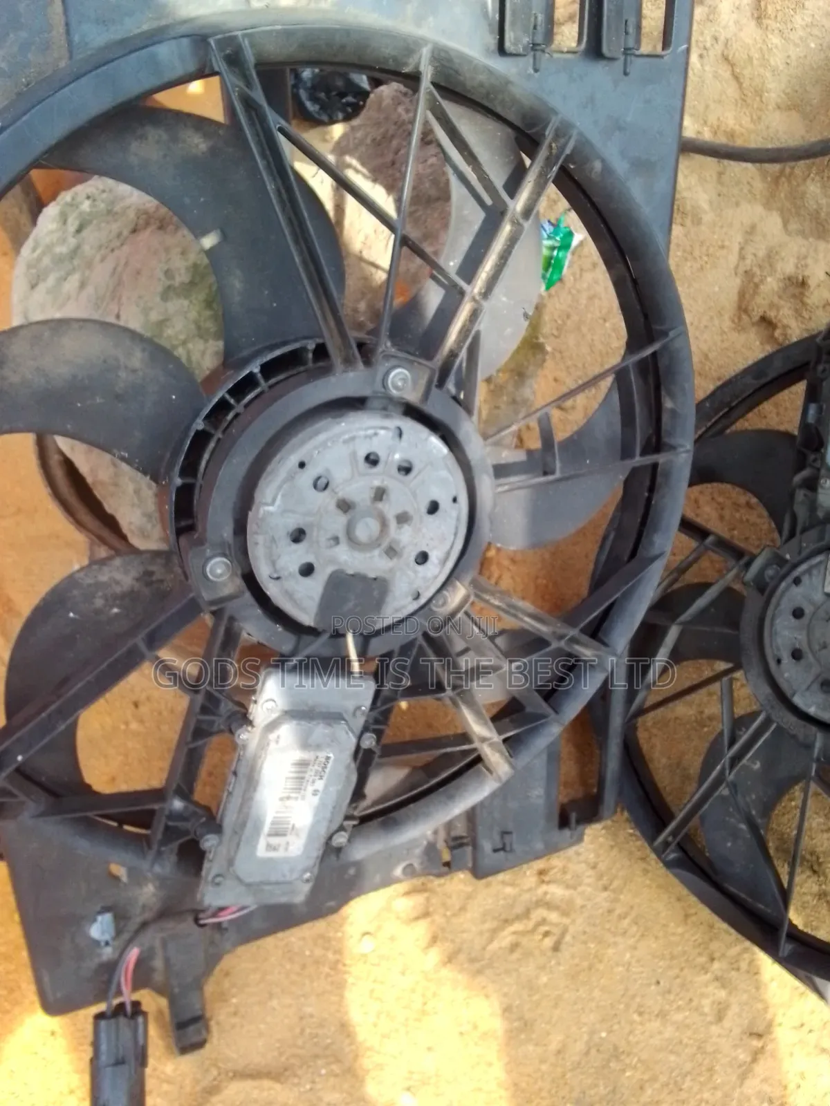 Radiator Fan for Volvo. 2010-2011 Model. It's Follow Come .( Tokunbo)