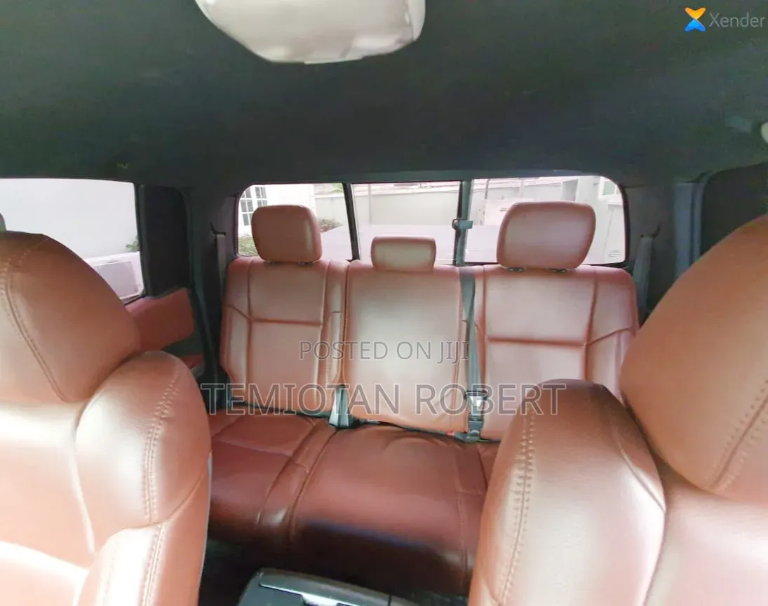 Toyota Tundra 2016 Black