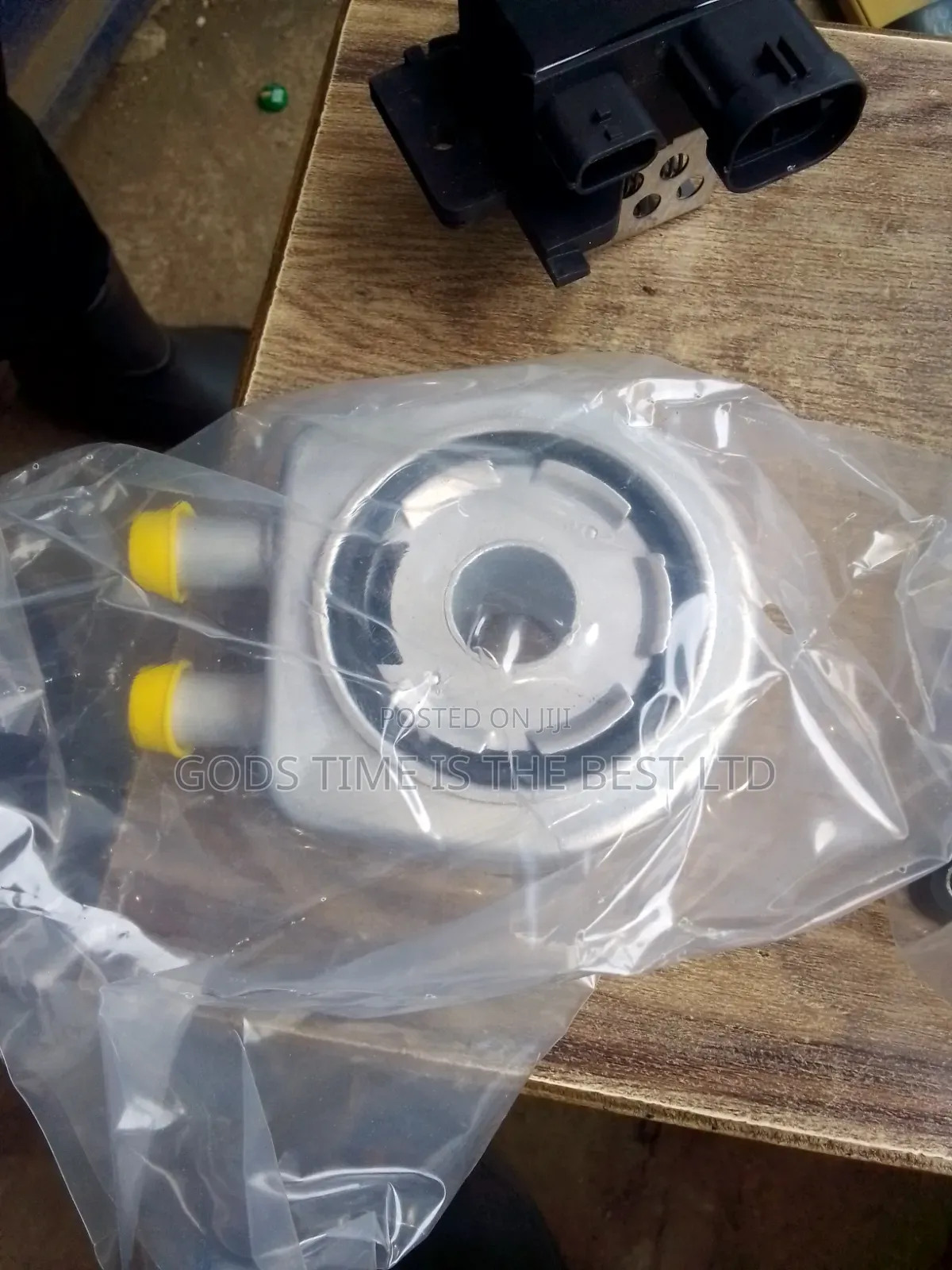 Oil Coolant for Renault 2010 -2013 Model Brand New .