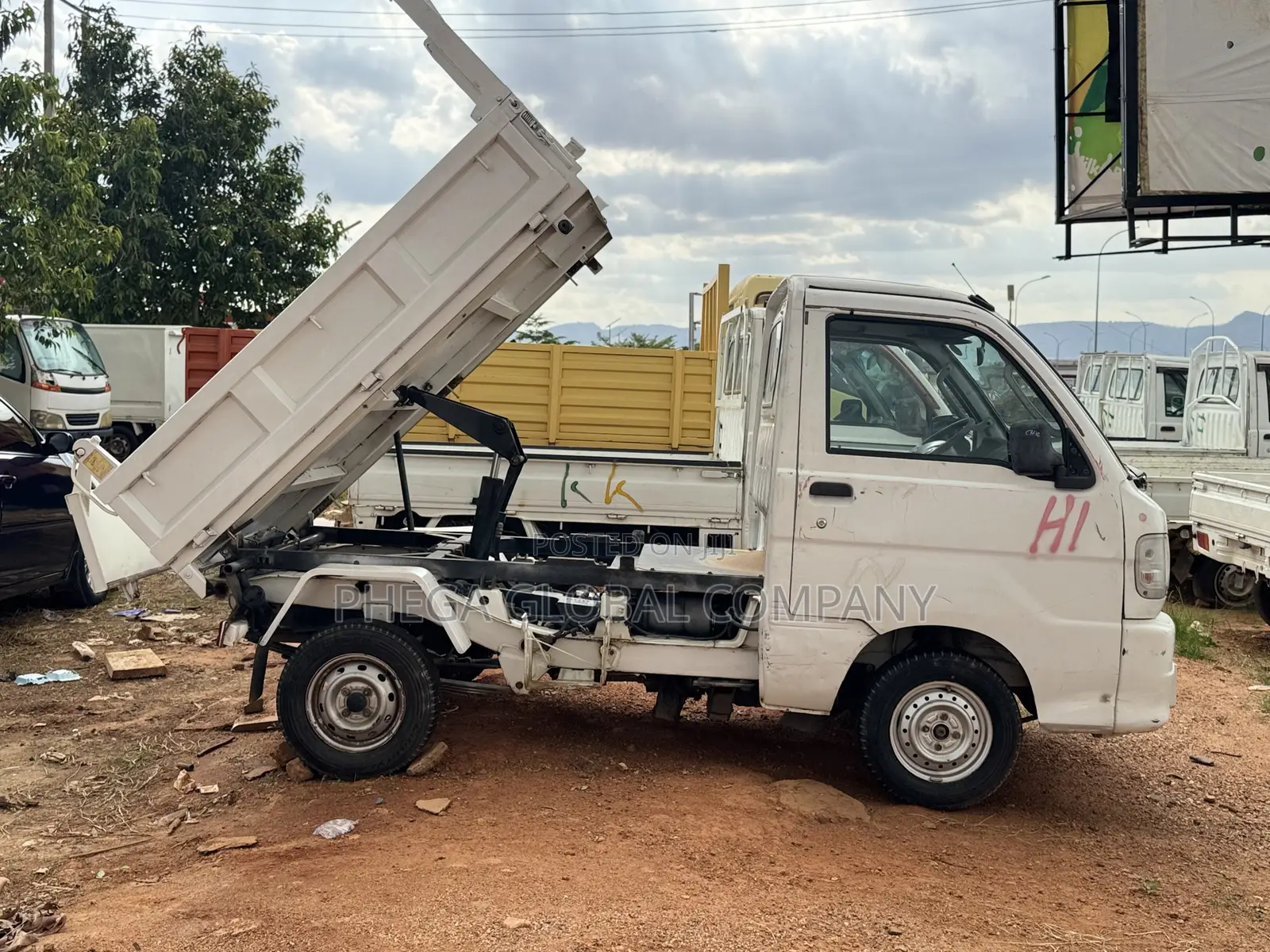 Daihatsu Hijet Mini Tipper