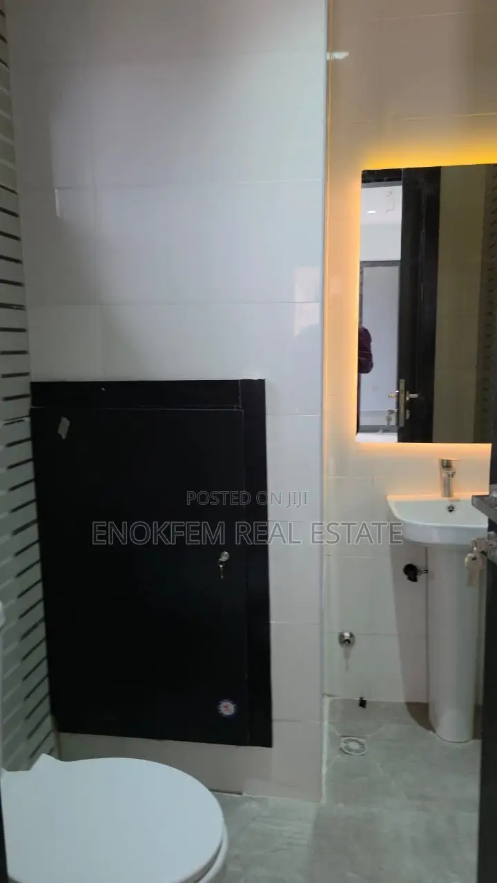 4bdrm Duplex in Lagos State for sale