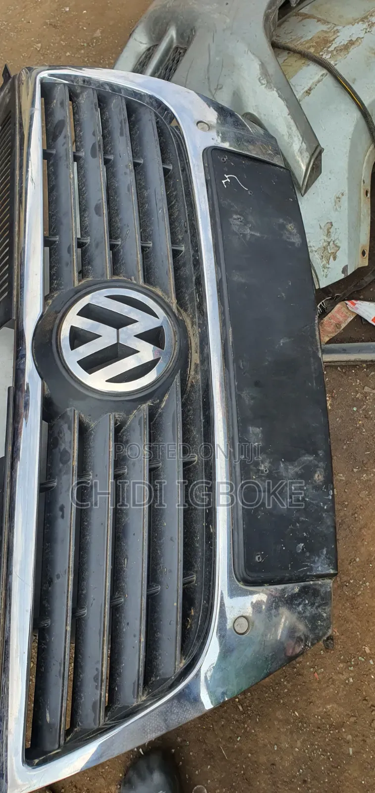 Front Grill Passat Fsi