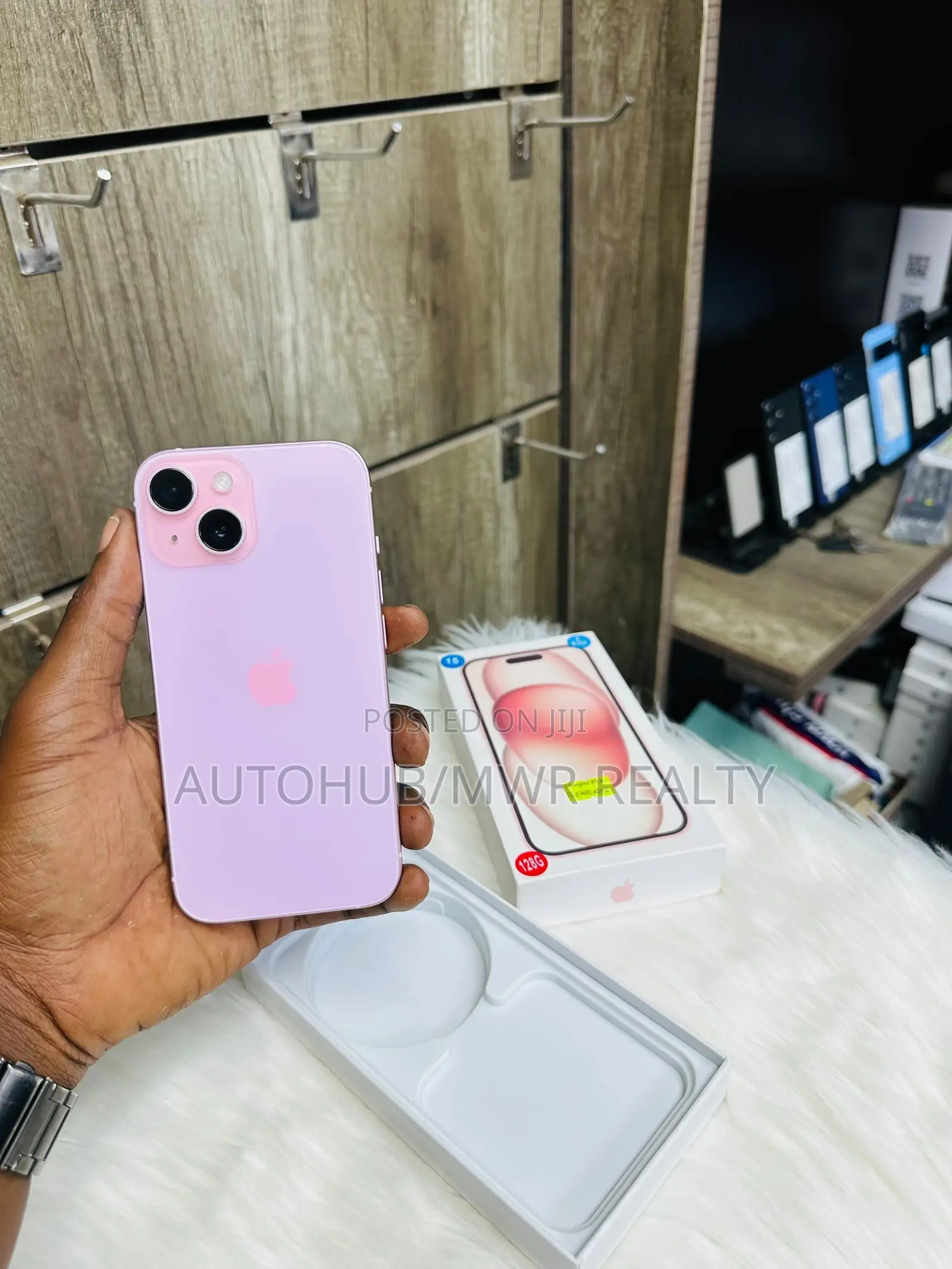 Apple iPhone 15 128 GB Pink
