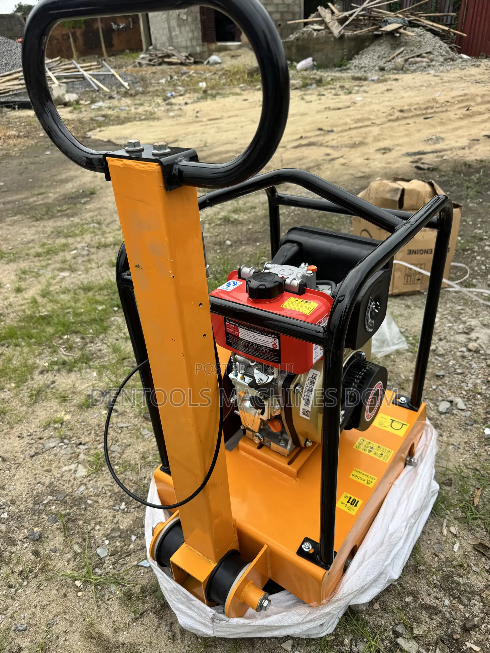 DGM C-120 Diesel Plate Compactor