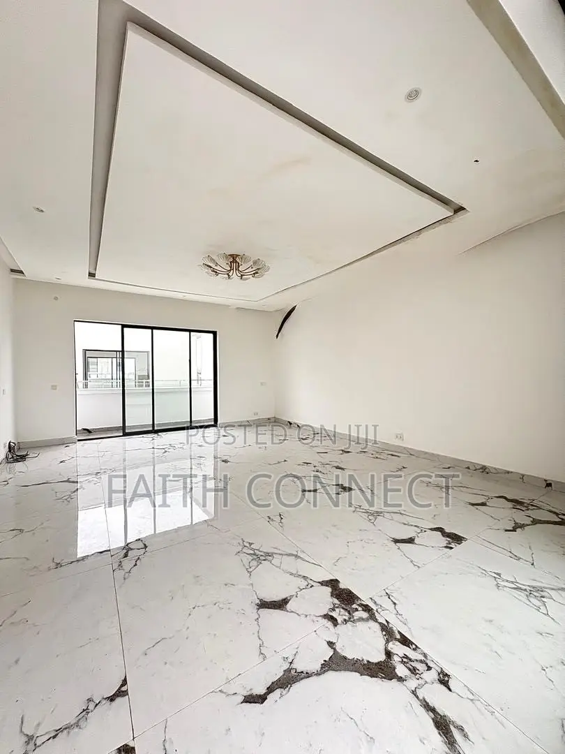 4bdrm Duplex in VGC / Ajah for sale