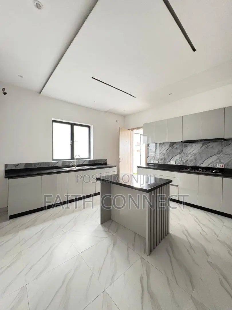 4bdrm Duplex in VGC / Ajah for sale