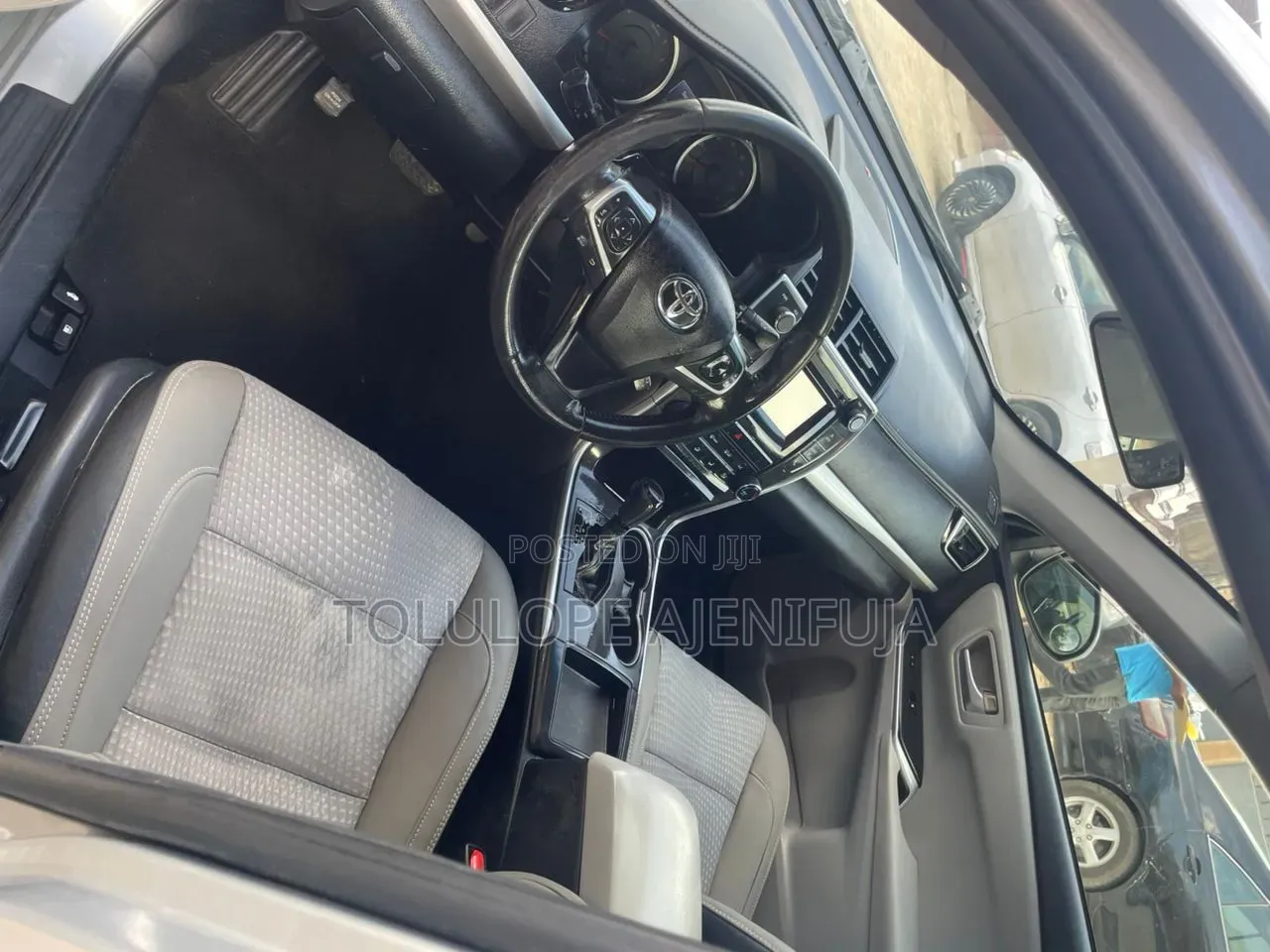 Toyota Camry 2015 Silver