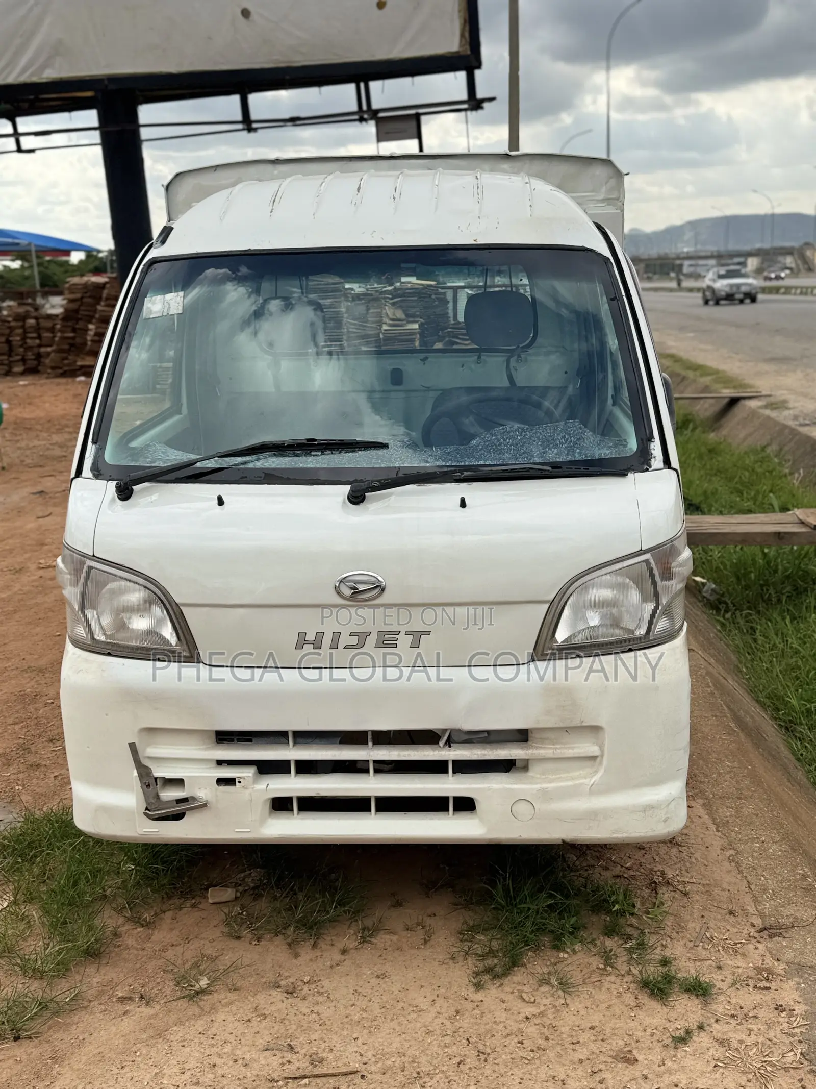 Hijet Mini Van