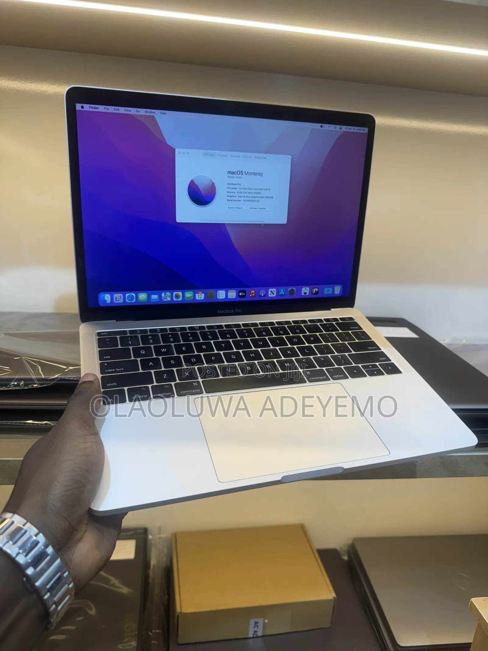 Laptop Apple MacBook Pro 2017 8GB Intel Core i5 SSD 256GB
