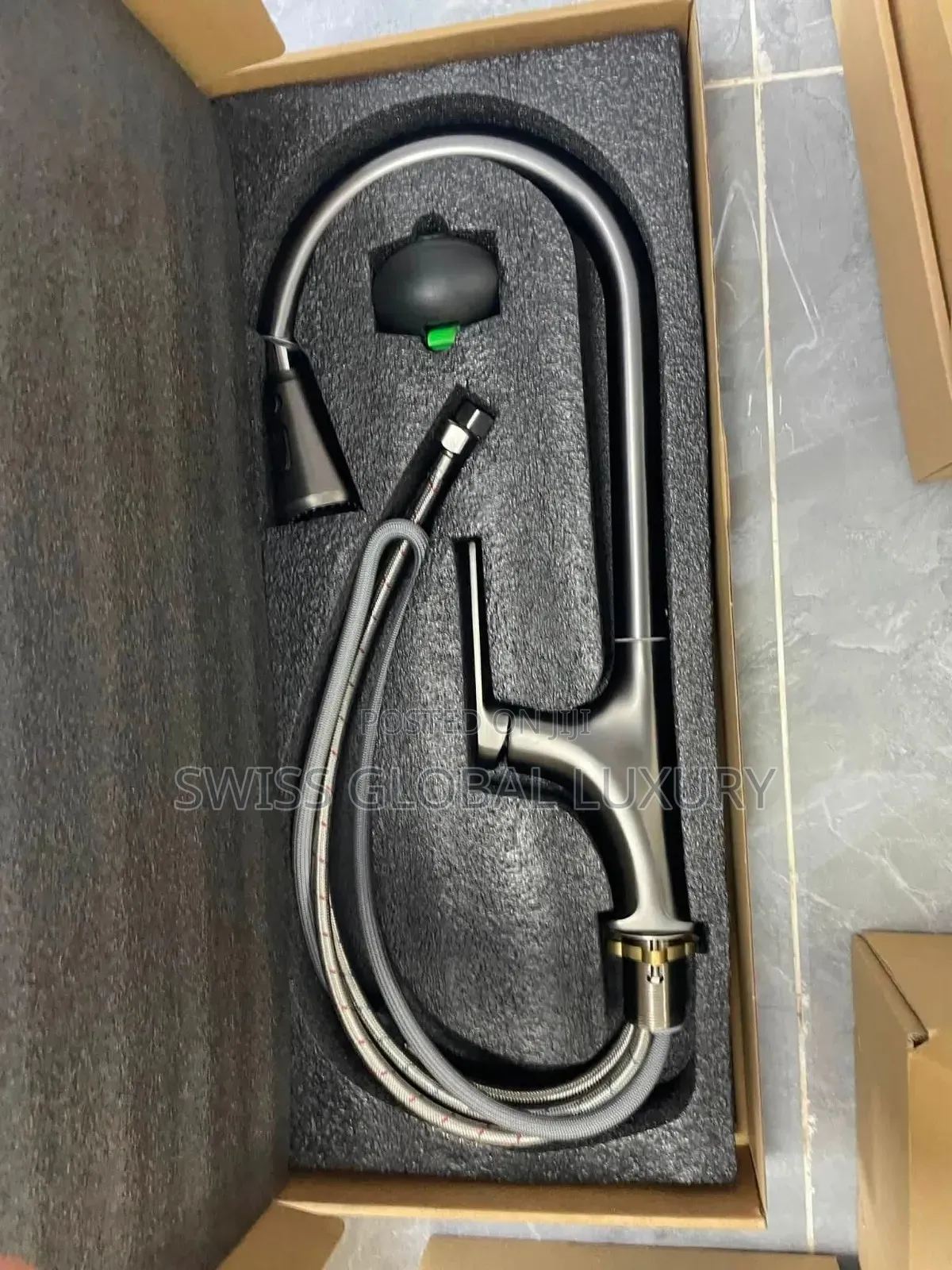 High Grade Pull-Out Kitchen Sink Mixer Tap