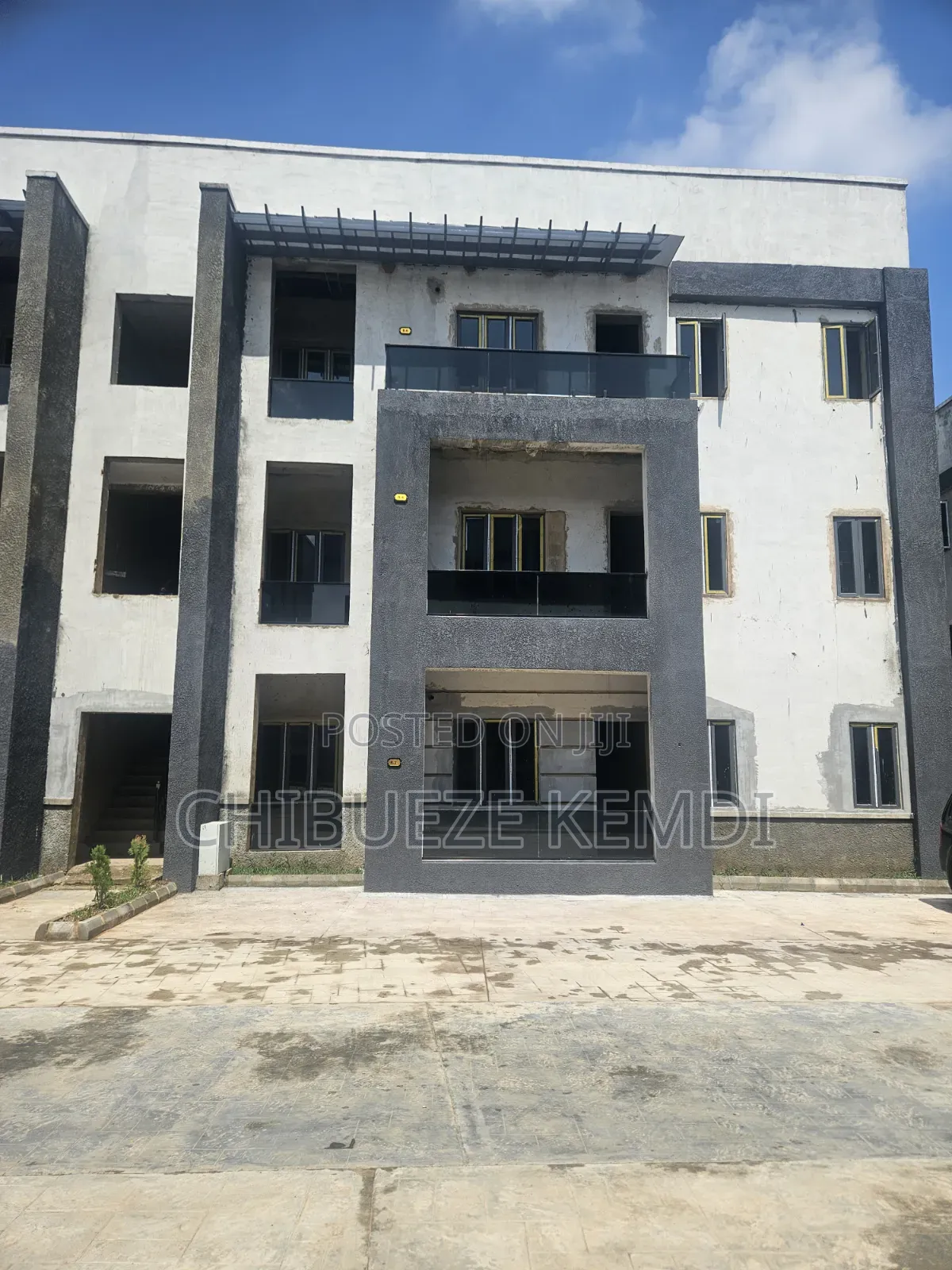 3bdrm Block of Flats in Suntech Luxury, Wuye for sale