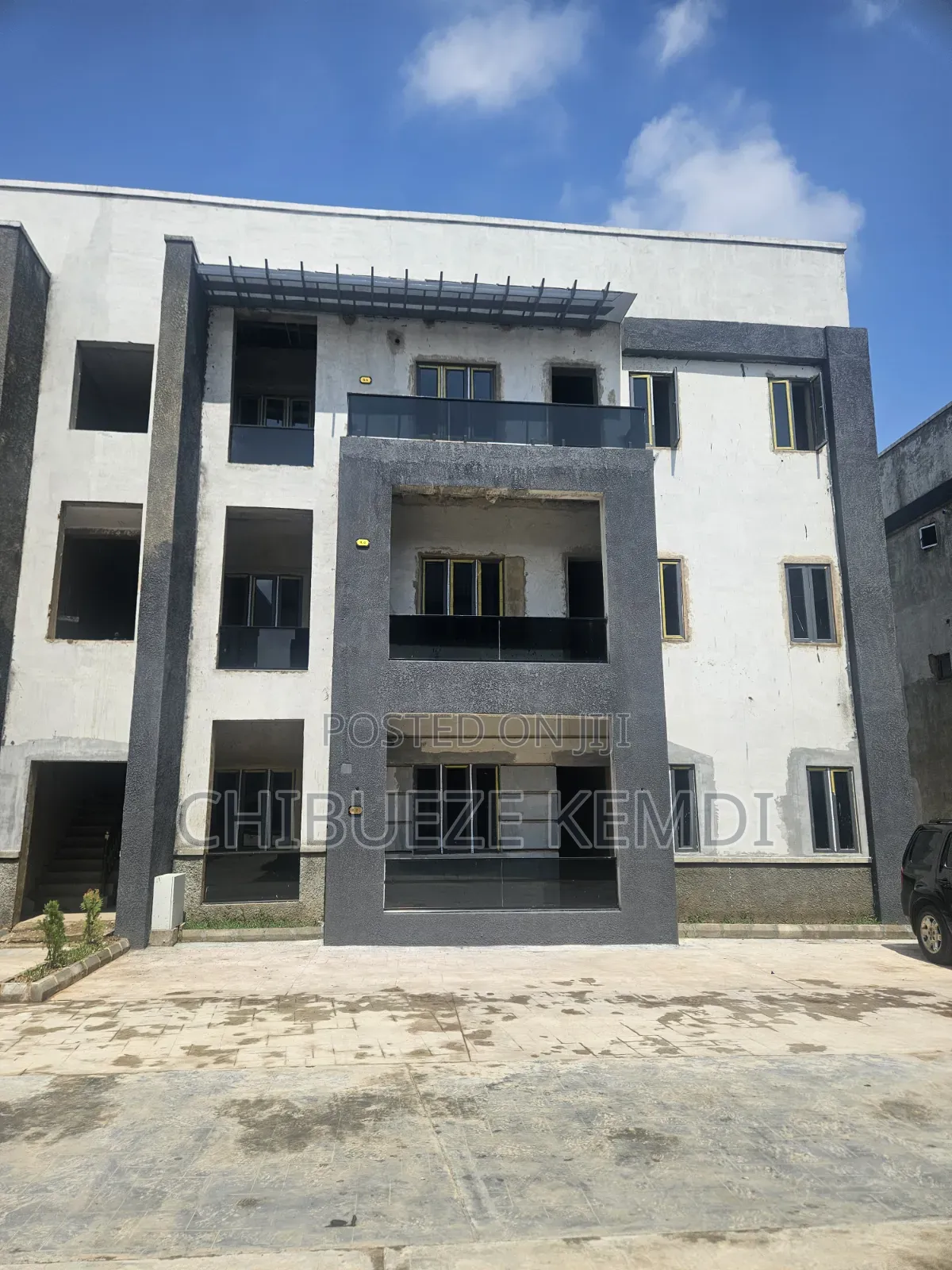 3bdrm Block of Flats in Suntech Luxury, Wuye for sale
