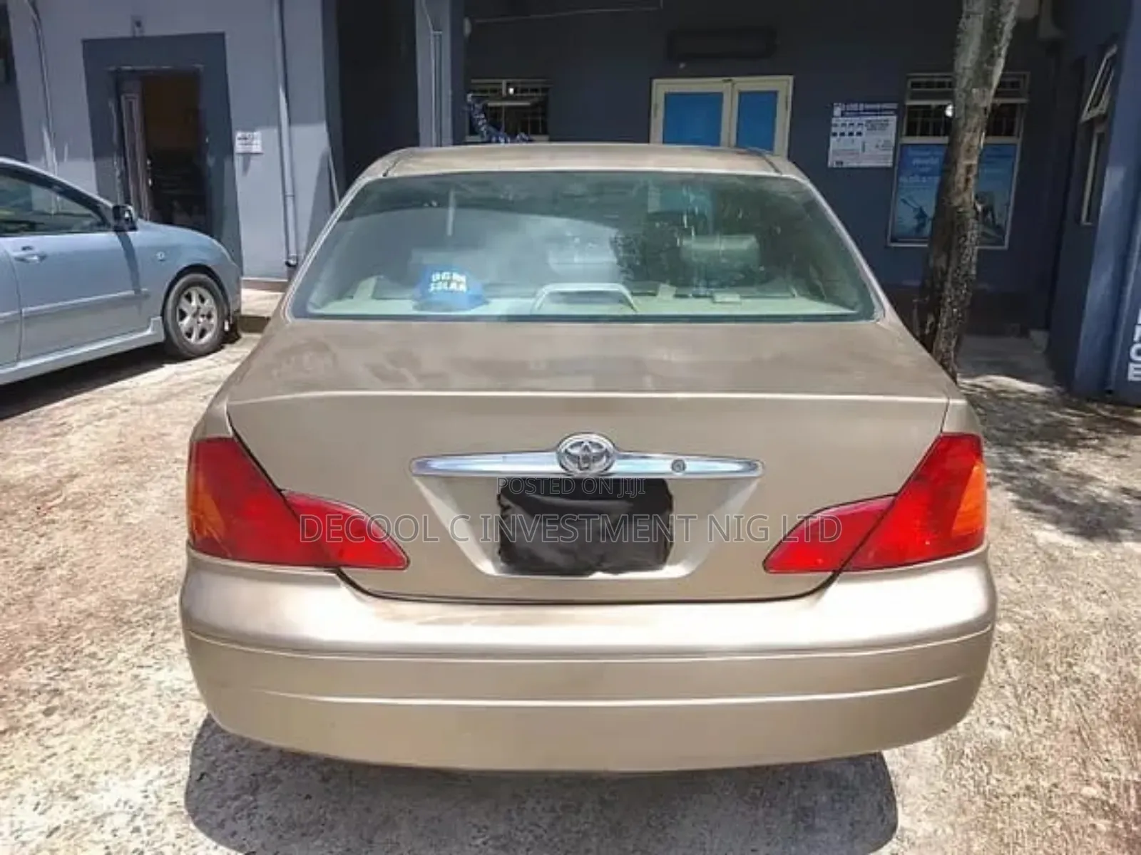 Toyota Avalon Limited 2005 Gold
