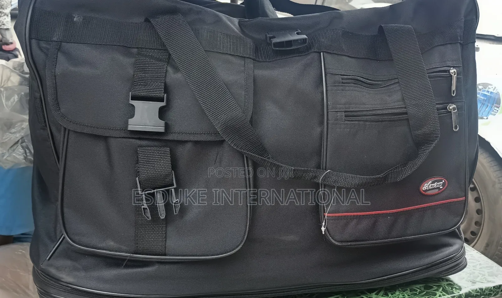 Expandable Traveling Bag