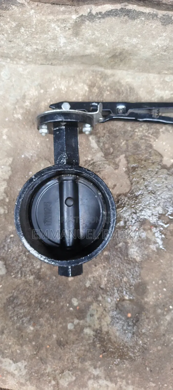 Wafer-Type Butterfly Valve With a Lever Handle