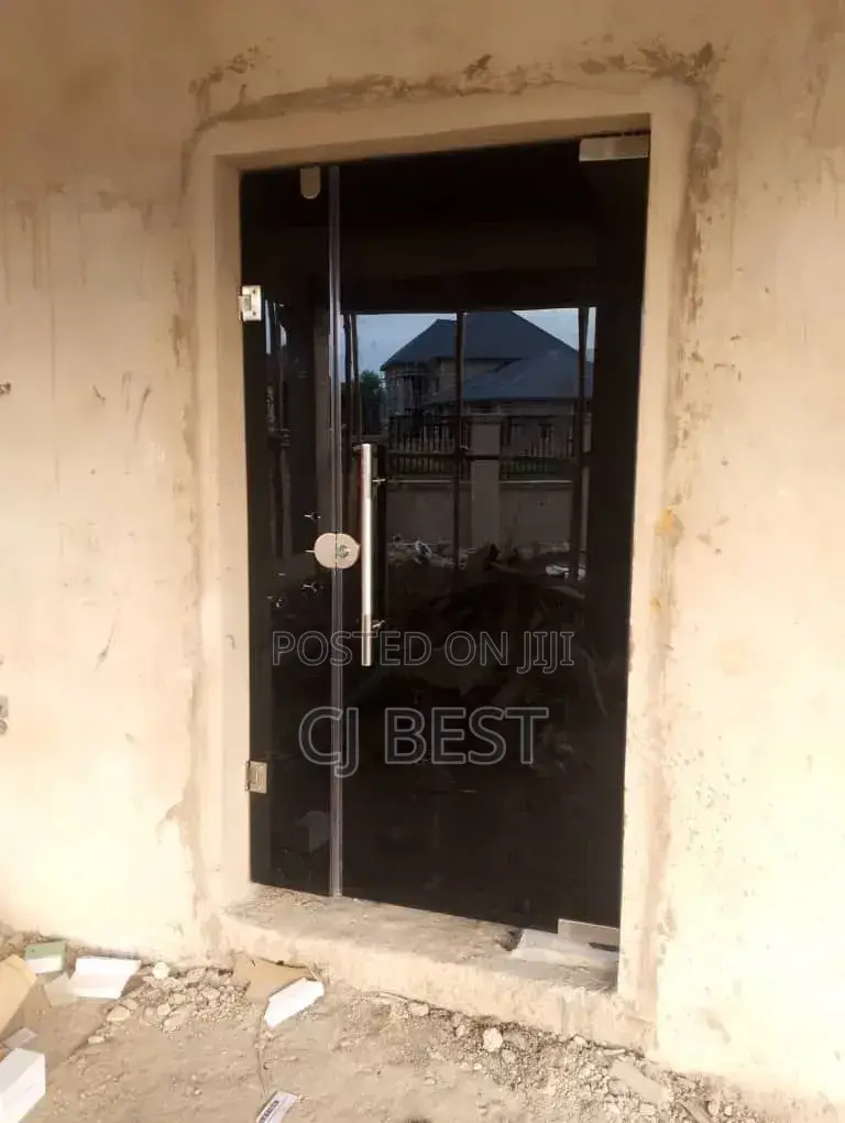 We Work Repair Fit and Design All Kinds of Glass and Windows