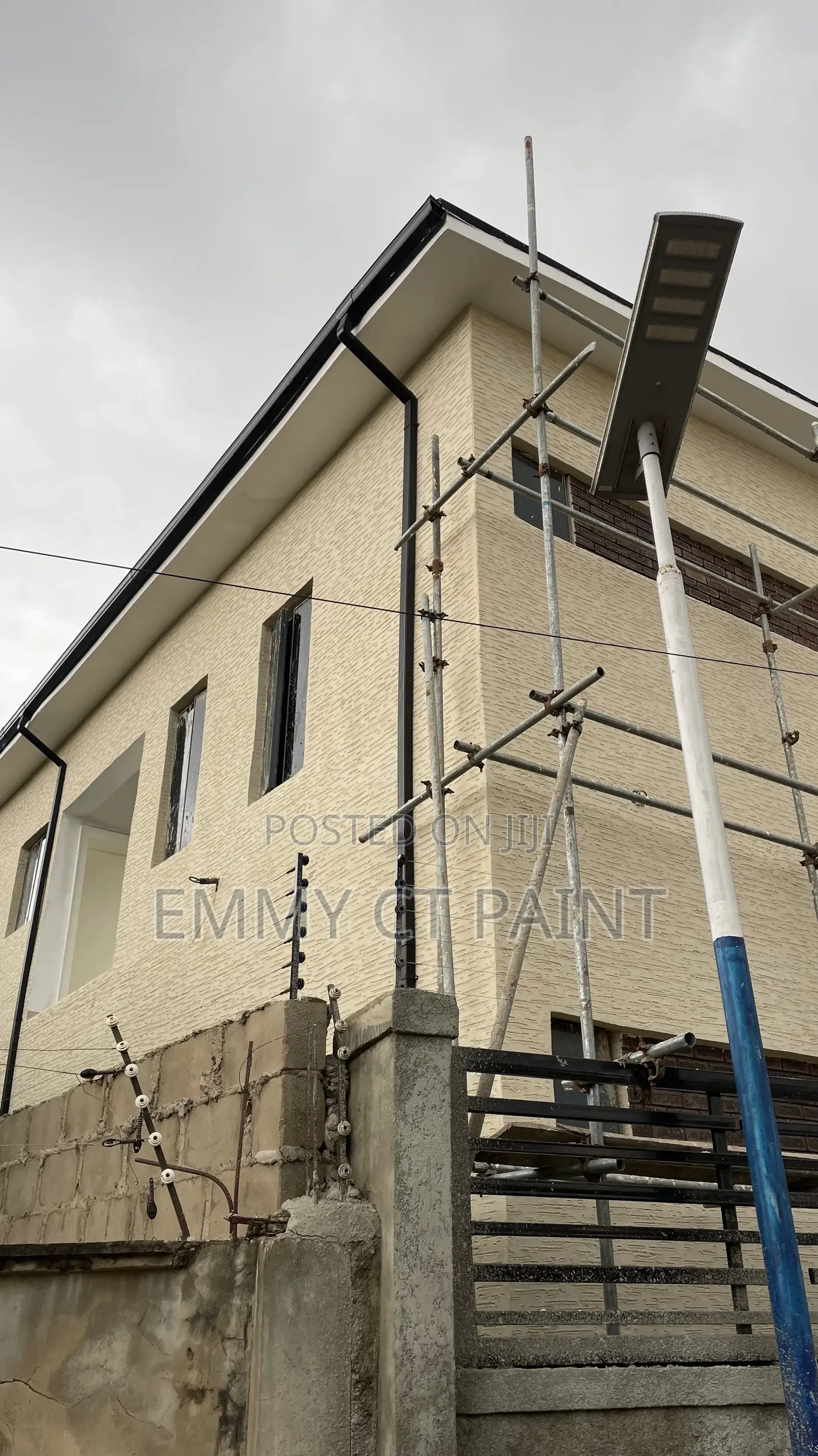 Gravitex Paint