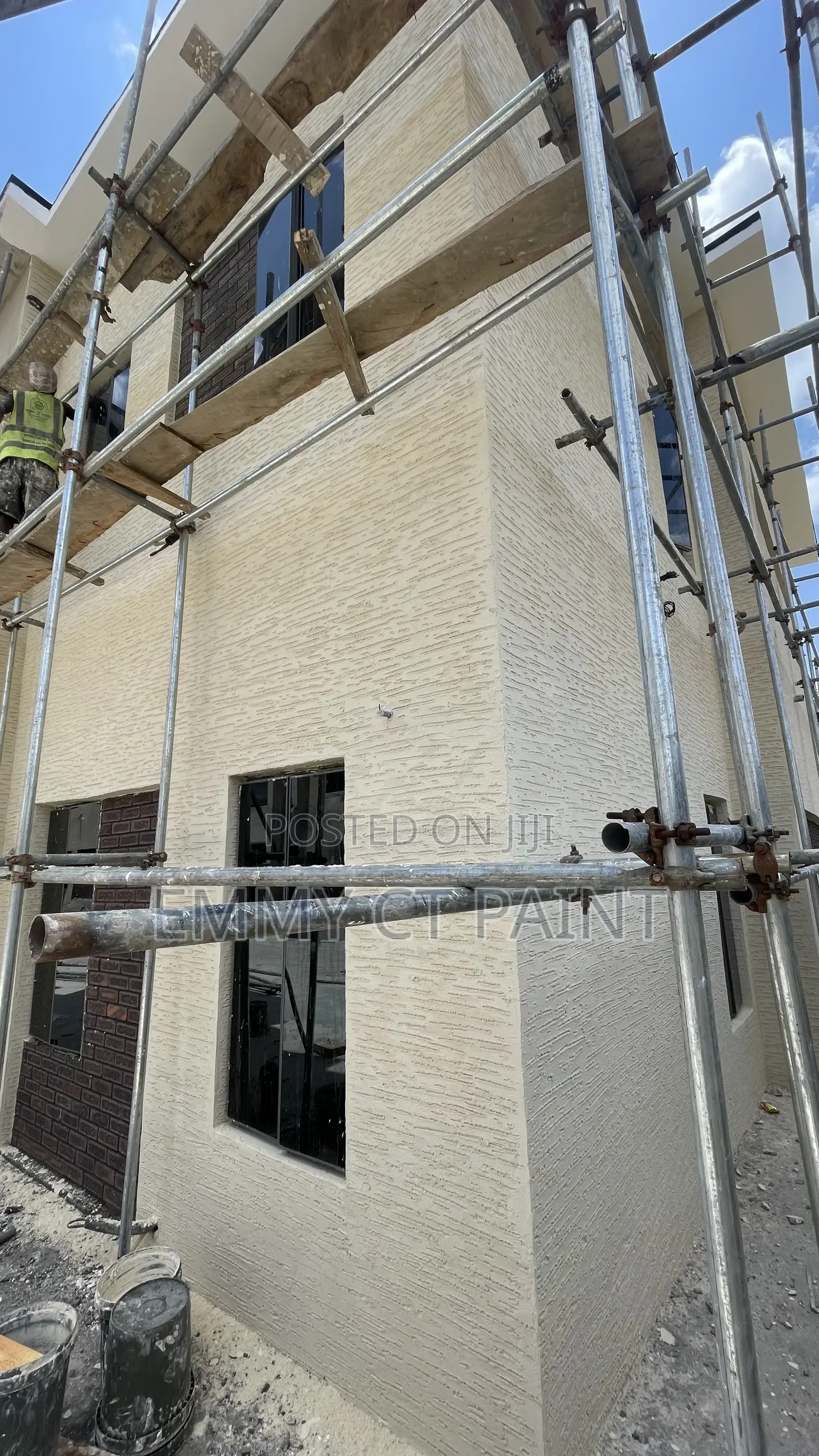 Gravitex Paint
