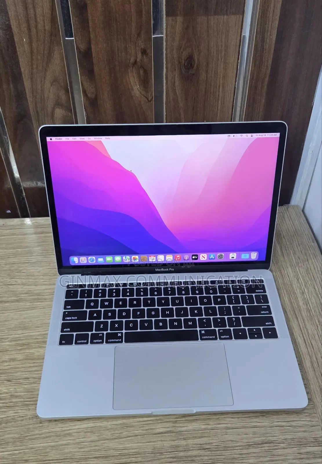 Laptop Apple MacBook Pro 2017 8GB Intel Core i5 SSD 256GB