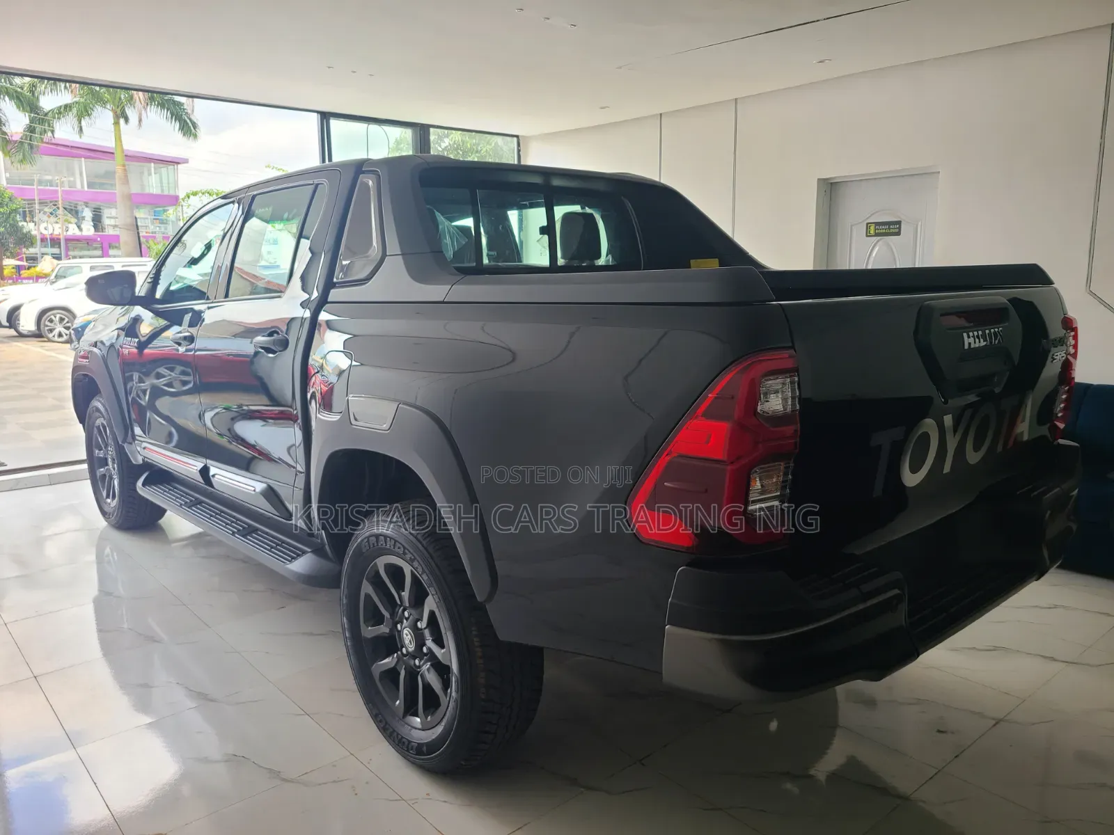 New Toyota Hilux 2026 Black