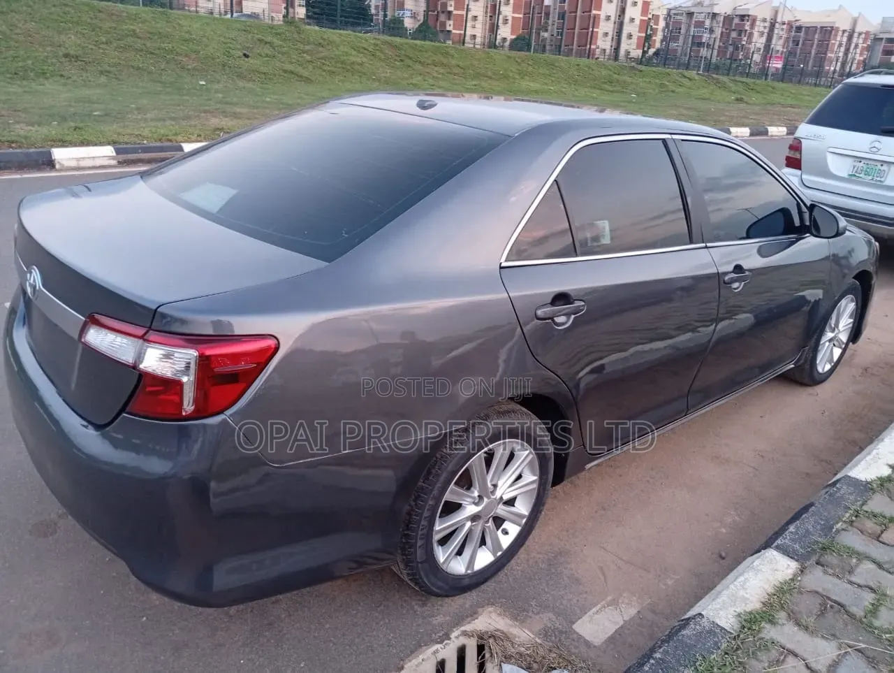 Toyota Camry 2013