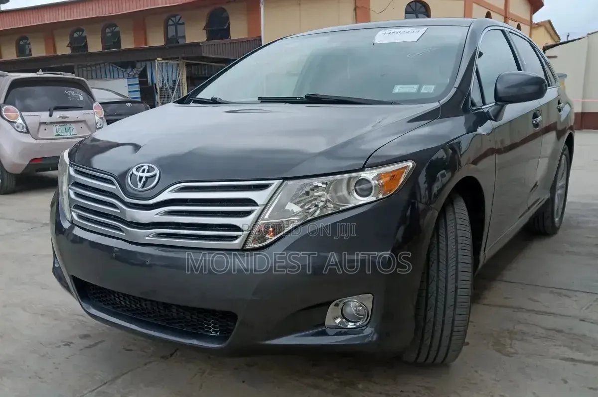 Toyota Venza Limited 2011 Gray