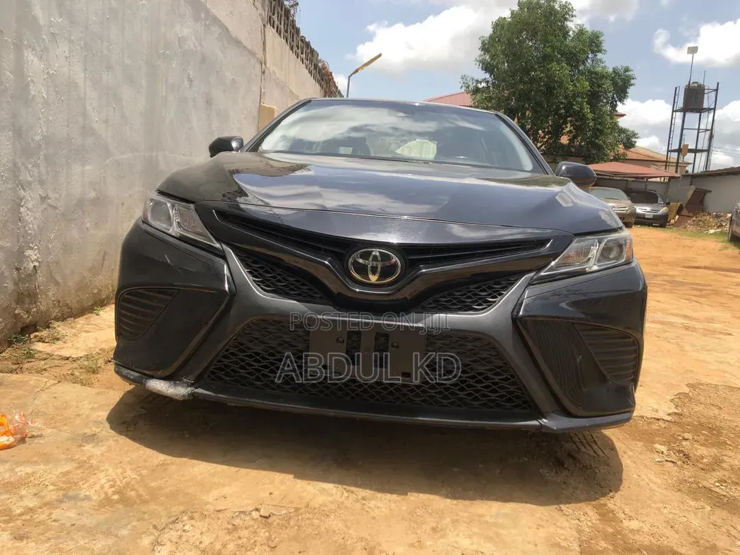 Toyota Camry 2019 Black