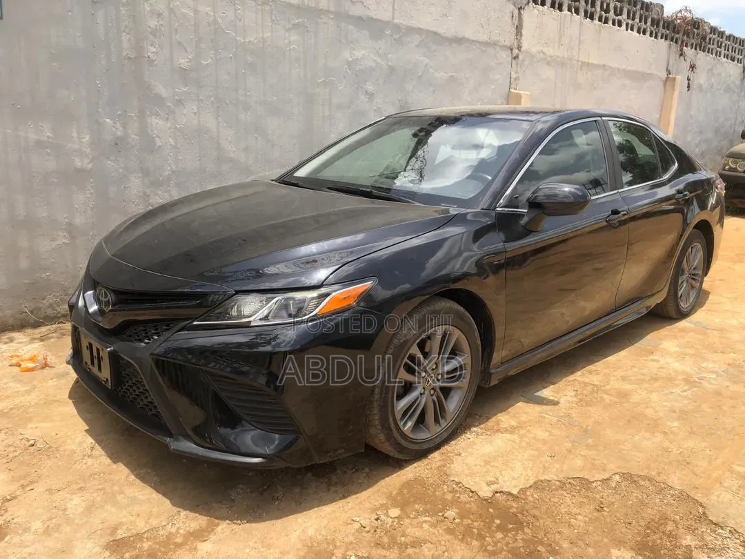 Toyota Camry 2019 Black