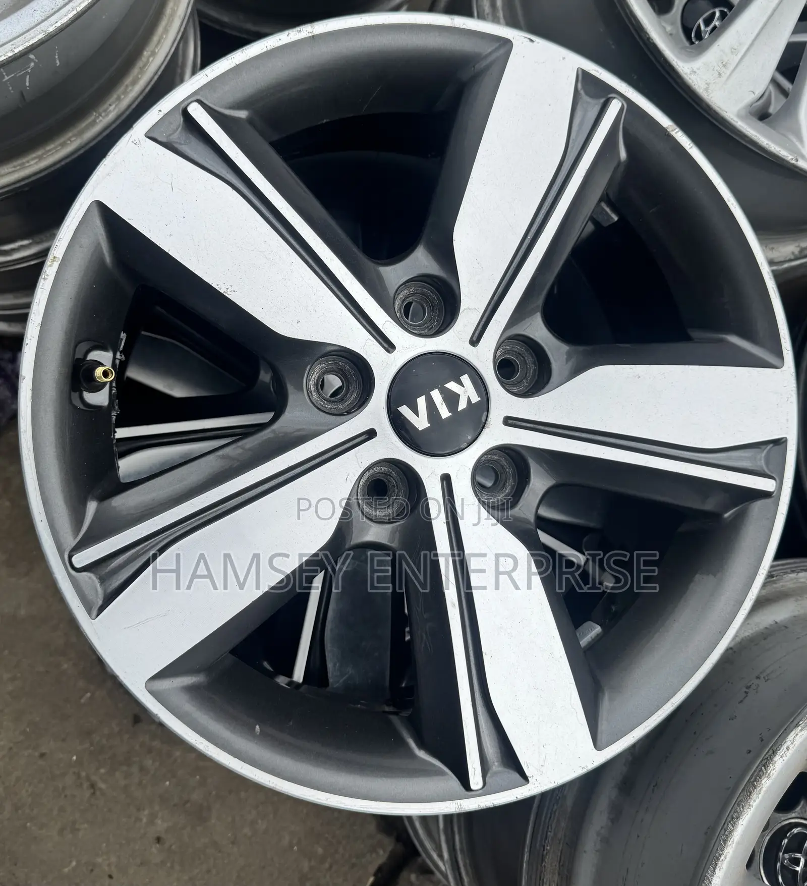 2018 Kia Forte Rim 16