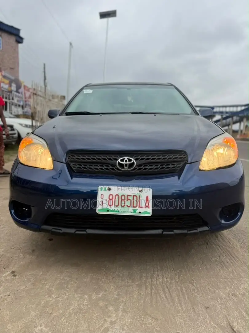 Toyota Matrix XR Hatchback AWD (1.8L 4cyl 4A) 2005 Blue