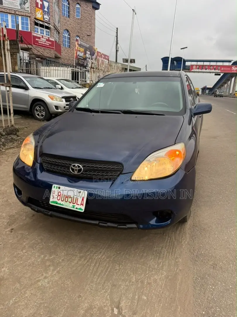 Toyota Matrix XR Hatchback AWD (1.8L 4cyl 4A) 2005 Blue
