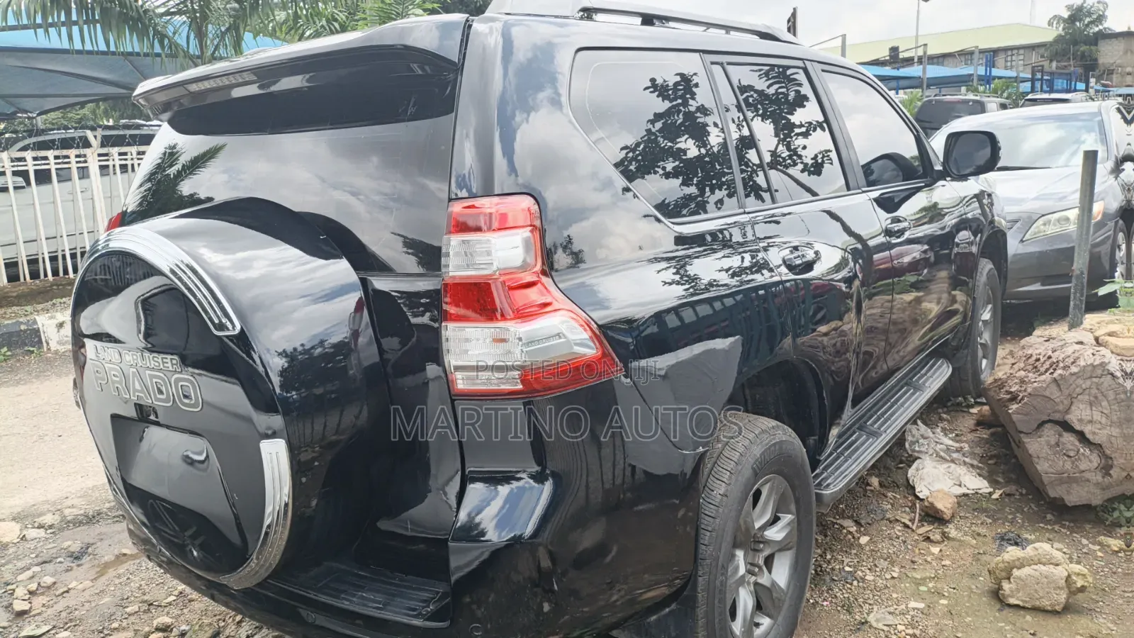Toyota Land Cruiser Prado 2010 Black