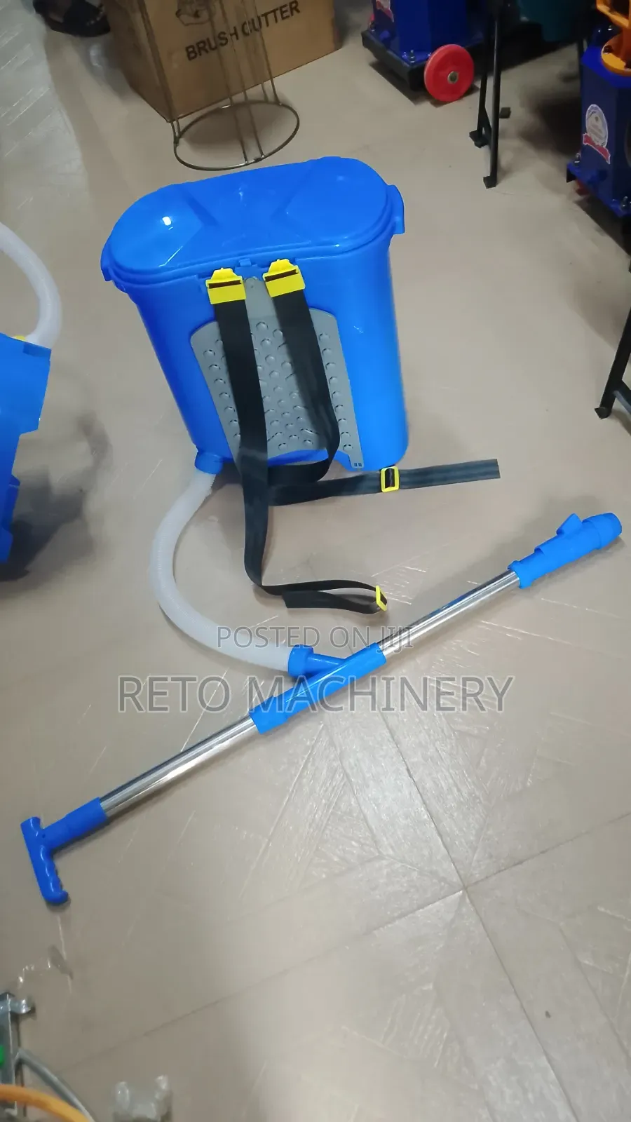 Reto Fertilizer Applicator