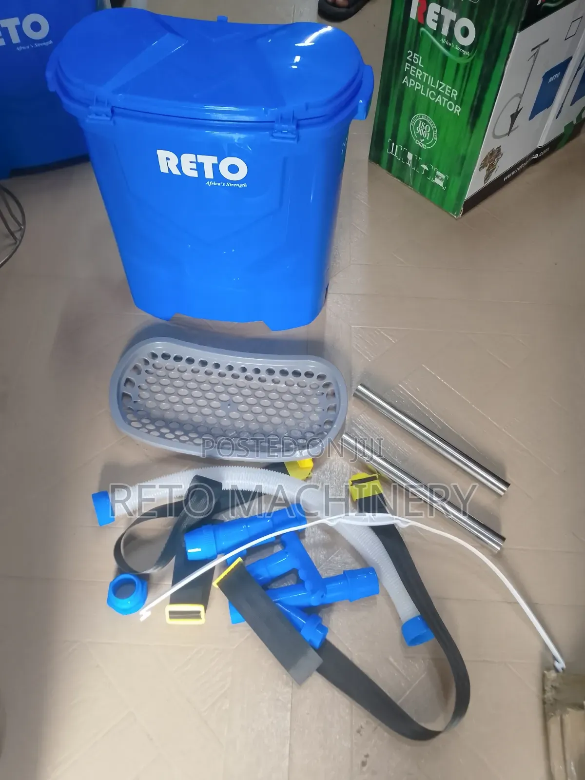 Reto Fertilizer Applicator