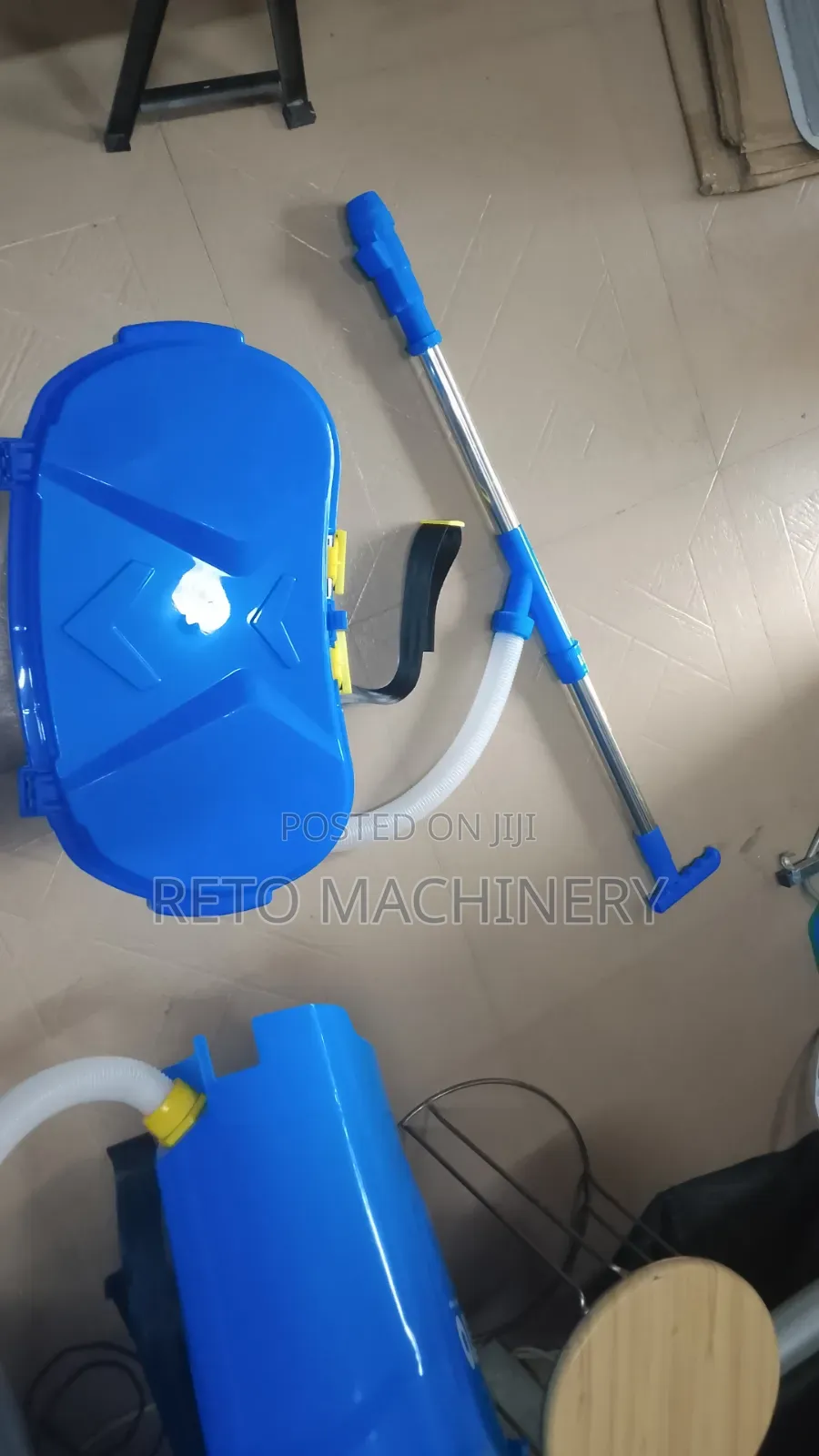 Reto Fertilizer Applicator