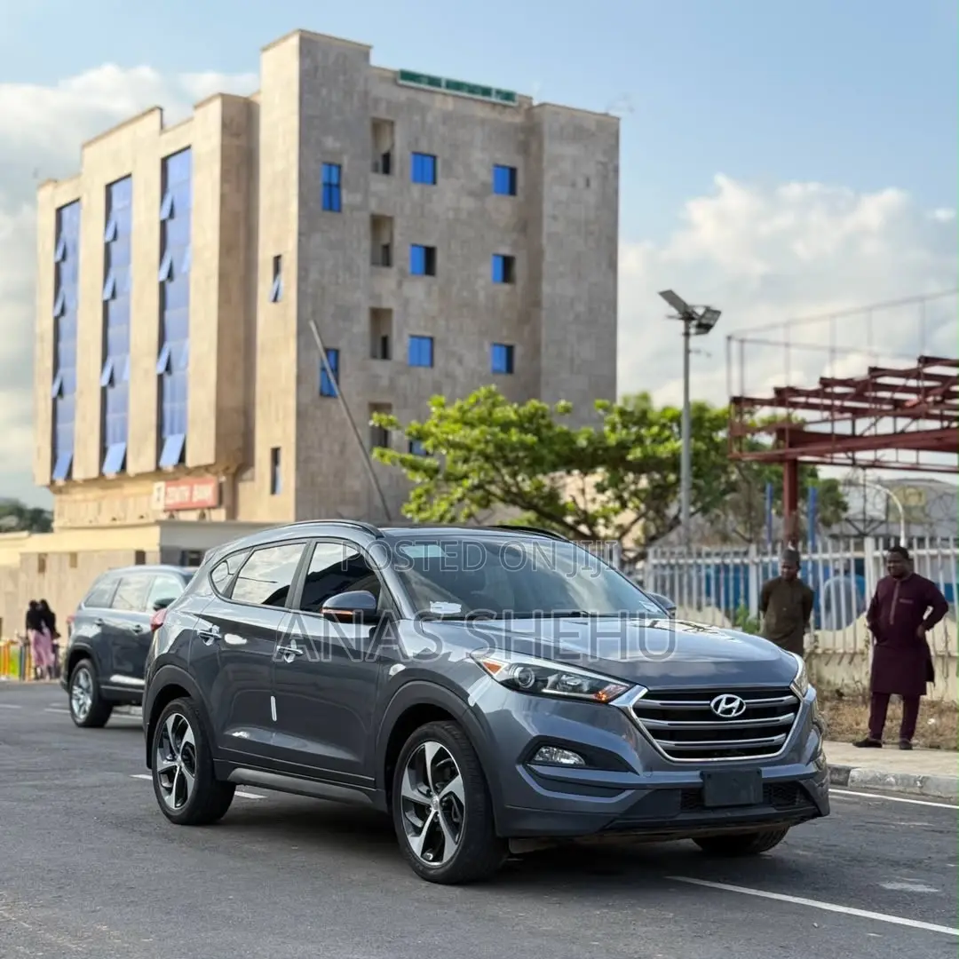 Hyundai Tucson Limited AWD 2016 Gray