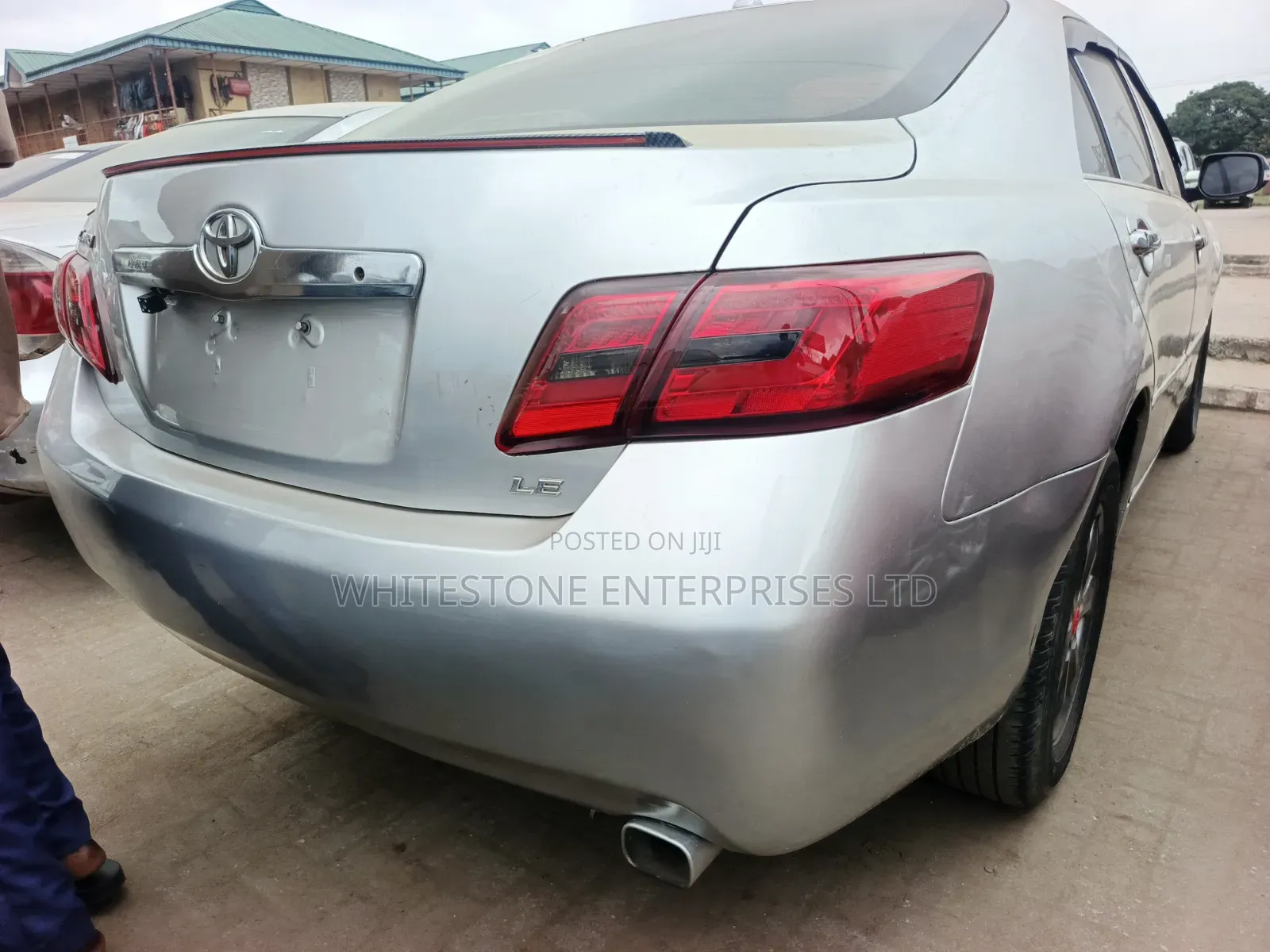 Toyota Camry 2010 Silver