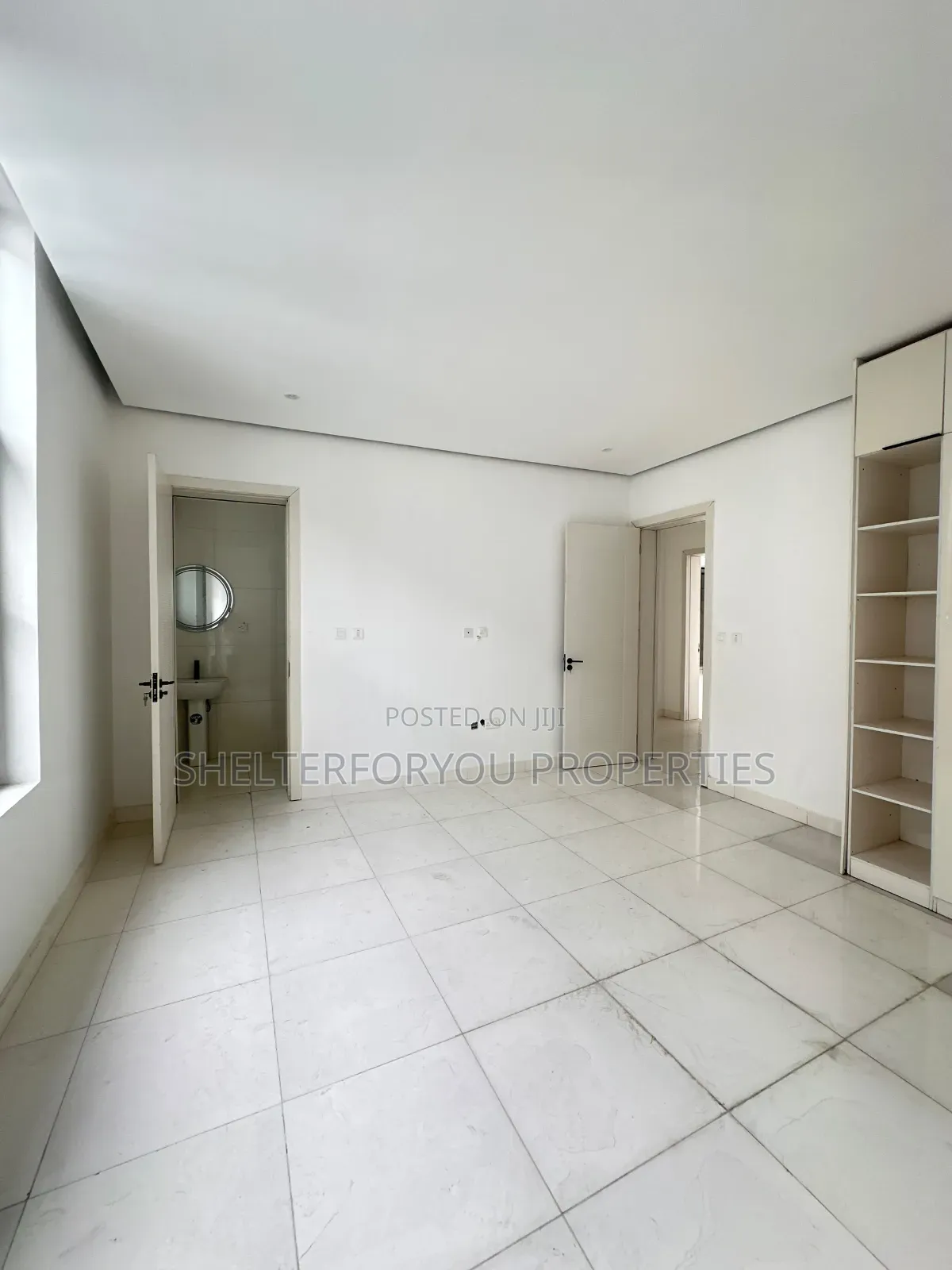 4bdrm Penthouse in Ikate for sale